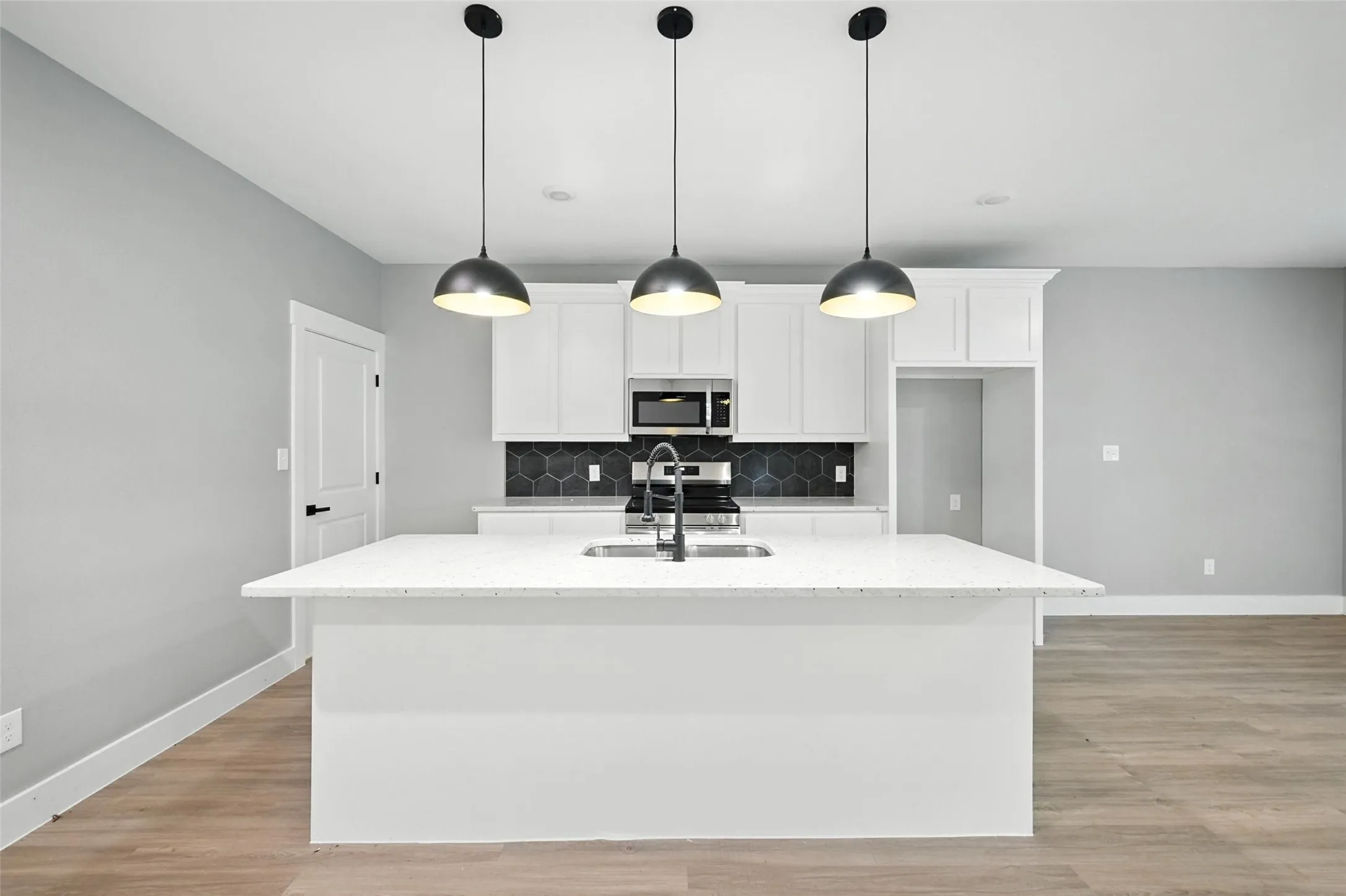 Single Family Residence For Rent in Grayson County , 1331 W Crawford Street, Denison, Texas 75020, 3 Bedroom, 2 Bathroom, 2 Garage spaces, 1,514 Sqft, built in 2025, mls#21402434, Real Estate Agent in Denison, Homes For Rent in Grayson county, Homes For Rent in Denison, Realtor in Denison Texas, Real Estate Brokerage Independent Realty Texas, Luminita Cordes Realtor