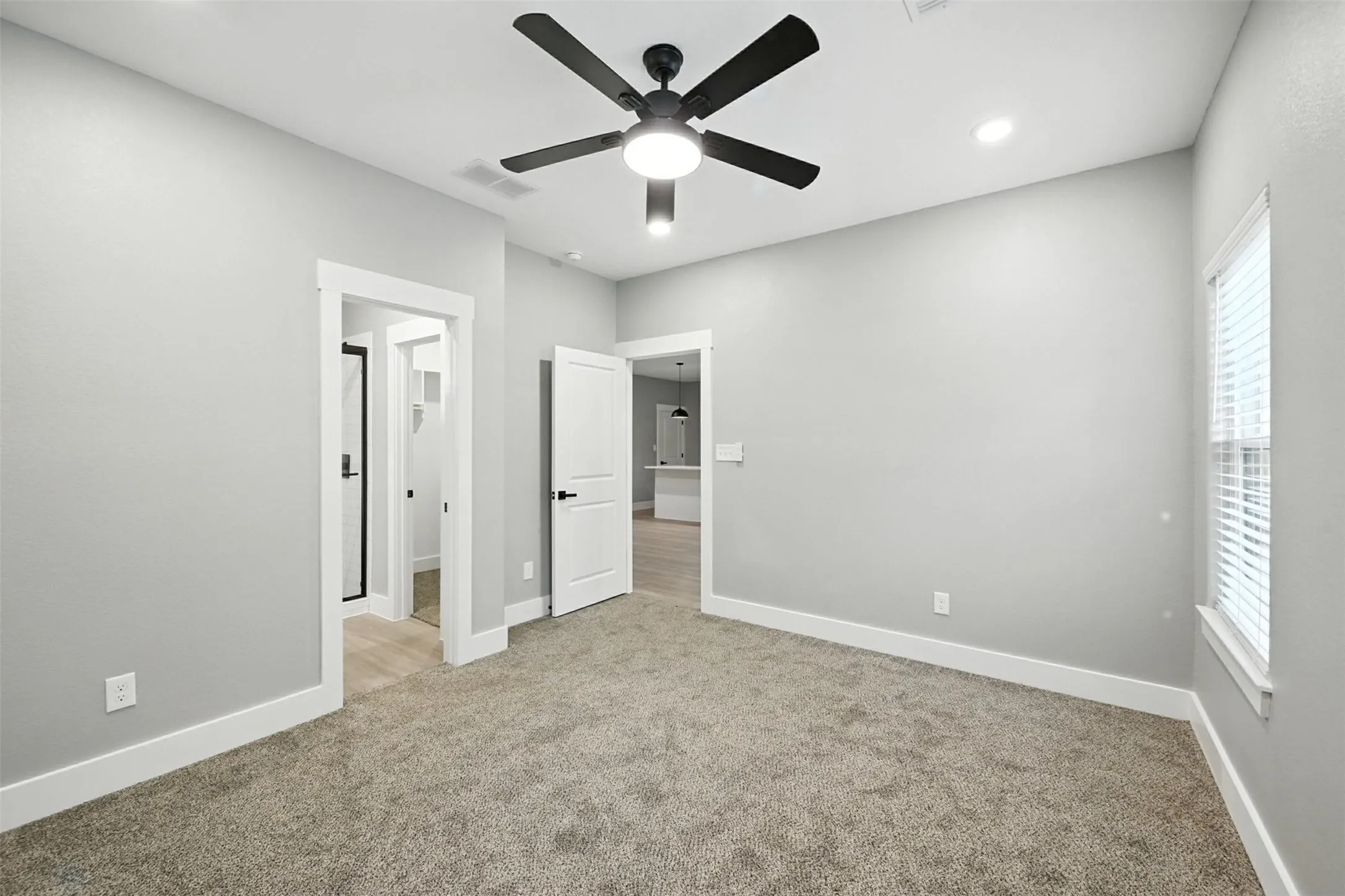 Single Family Residence For Rent in Grayson County , 1331 W Crawford Street, Denison, Texas 75020, 3 Bedroom, 2 Bathroom, 2 Garage spaces, 1,514 Sqft, built in 2025, mls#21402434, Real Estate Agent in Denison, Homes For Rent in Grayson county, Homes For Rent in Denison, Realtor in Denison Texas, Real Estate Brokerage Independent Realty Texas, Luminita Cordes Realtor