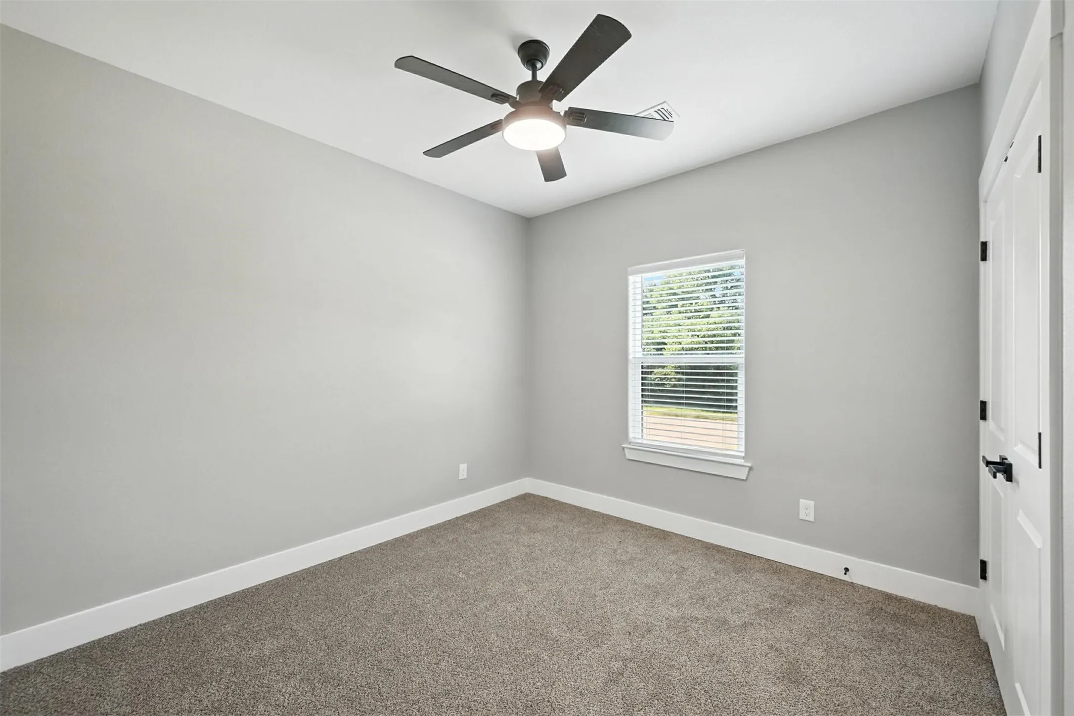 Single Family Residence For Rent in Grayson County , 1331 W Crawford Street, Denison, Texas 75020, 3 Bedroom, 2 Bathroom, 2 Garage spaces, 1,514 Sqft, built in 2025, mls#21402434, Real Estate Agent in Denison, Homes For Rent in Grayson county, Homes For Rent in Denison, Realtor in Denison Texas, Real Estate Brokerage Independent Realty Texas, Luminita Cordes Realtor