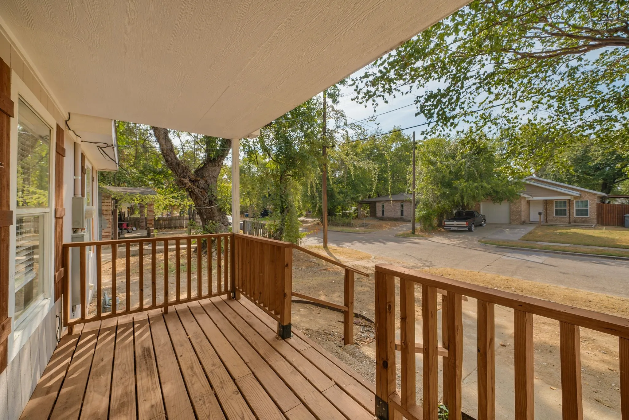 Single Family Residence For Sale in Dallas County , 2803 Valentine Street, Dallas, Texas 75215, 2 Bedroom, 1 Bathroom, Garage spaces, 1,012 Sqft, built in 1925, mls#21398863, Real Estate Agent in Dallas, Homes For Sale in Dallas county, Homes For Sale in Dallas, Realtor in Dallas Texas, Real Estate Brokerage Independent Realty Texas, Luminita Cordes Realtor