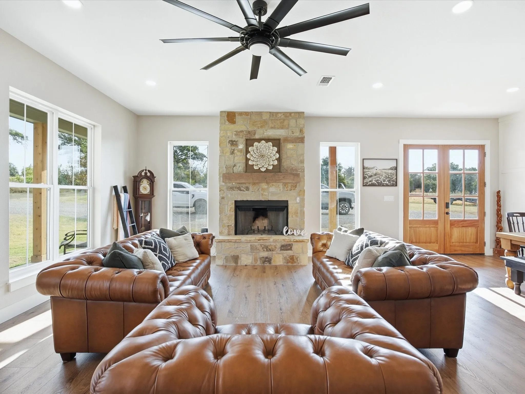 Single Family Residence For Sale in Montague County , 474 Legacy Lane, Bowie, Texas 76230, 4 Bedroom, 3 Bathroom, Garage spaces, 2,699 Sqft, built in 2024, mls#21402437, Real Estate Agent in Bowie, Homes For Sale in Montague county, Homes For Sale in Bowie, Realtor in Bowie Texas, Real Estate Brokerage Independent Realty Texas, Luminita Cordes Realtor
