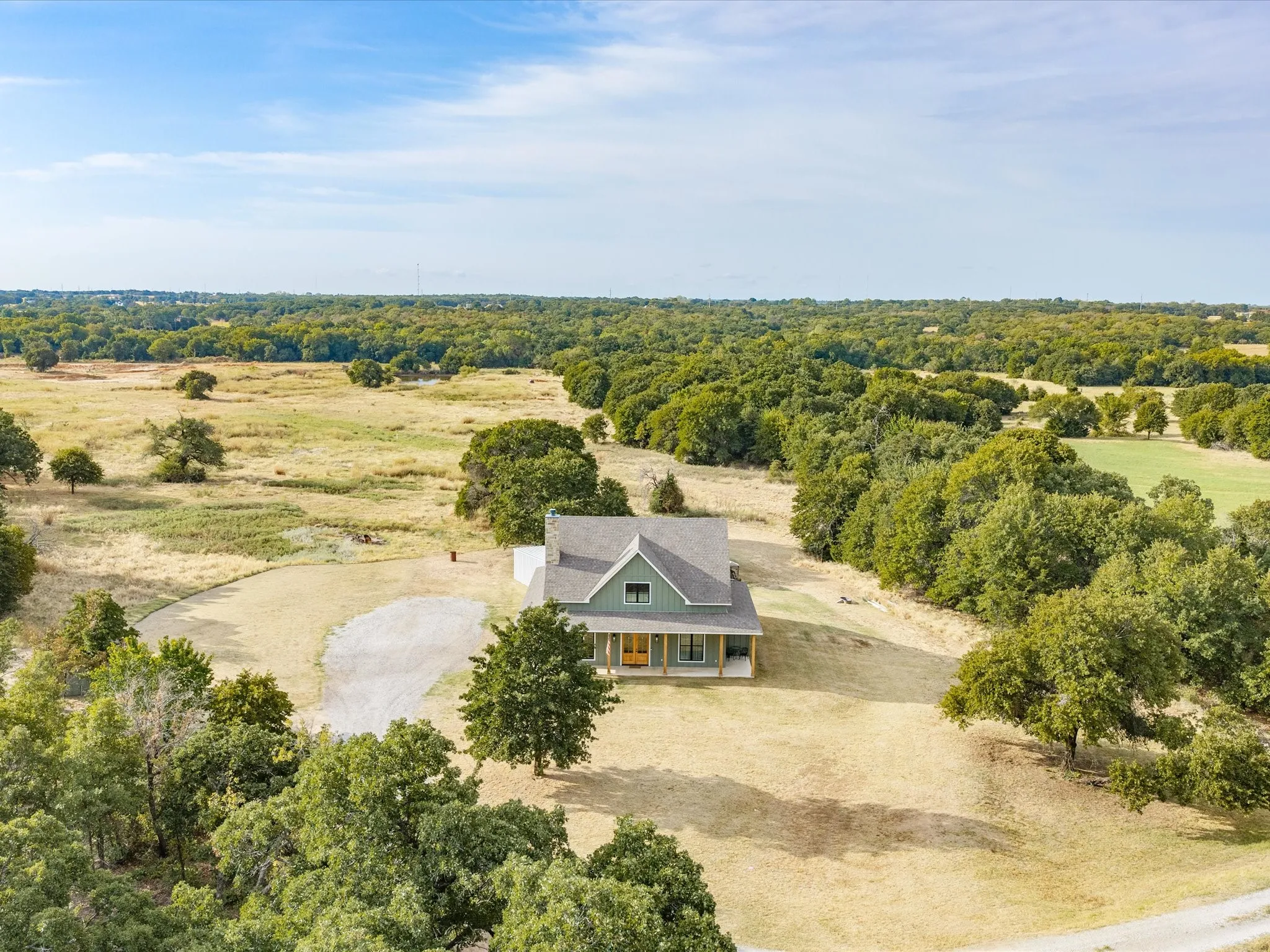 Single Family Residence For Sale in Montague County , 474 Legacy Lane, Bowie, Texas 76230, 4 Bedroom, 3 Bathroom, Garage spaces, 2,699 Sqft, built in 2024, mls#21402437, Real Estate Agent in Bowie, Homes For Sale in Montague county, Homes For Sale in Bowie, Realtor in Bowie Texas, Real Estate Brokerage Independent Realty Texas, Luminita Cordes Realtor