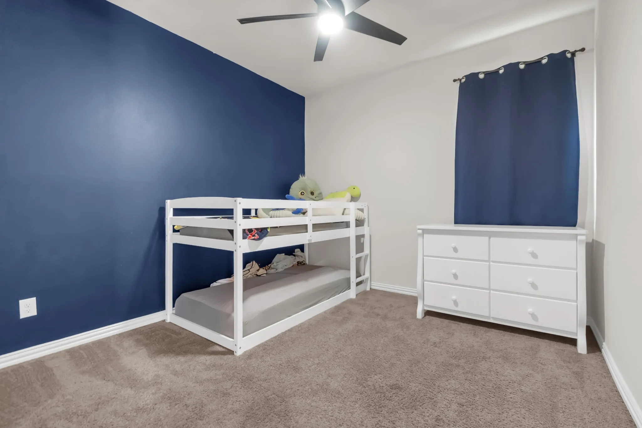 Single Family Residence For Sale in Collin County , 1711 Stonefield Drive, Anna, Texas 75409, 3 Bedroom, 2 Bathroom, 2 Garage spaces, 1,606 Sqft, built in 2020, mls#21396724, Real Estate Agent in Anna, Homes For Sale in Collin county, Homes For Sale in Anna, Realtor in Anna Texas, Real Estate Brokerage Independent Realty Texas, Luminita Cordes Realtor