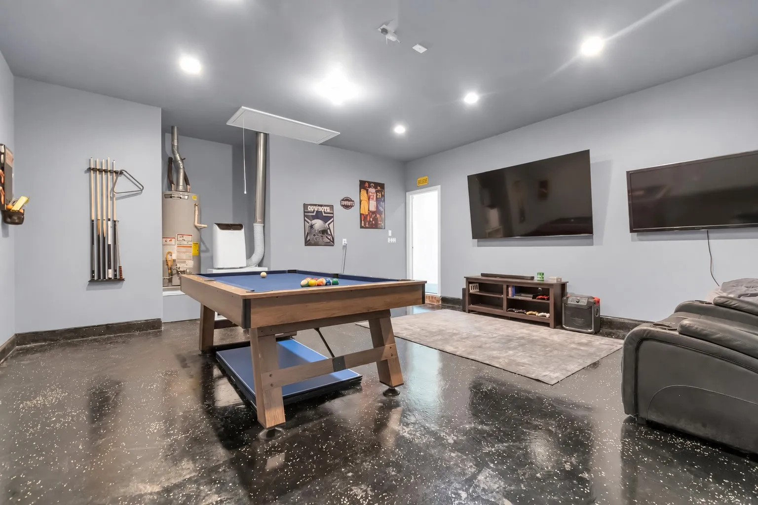 Single Family Residence For Sale in Collin County , 1711 Stonefield Drive, Anna, Texas 75409, 3 Bedroom, 2 Bathroom, 2 Garage spaces, 1,606 Sqft, built in 2020, mls#21396724, Real Estate Agent in Anna, Homes For Sale in Collin county, Homes For Sale in Anna, Realtor in Anna Texas, Real Estate Brokerage Independent Realty Texas, Luminita Cordes Realtor