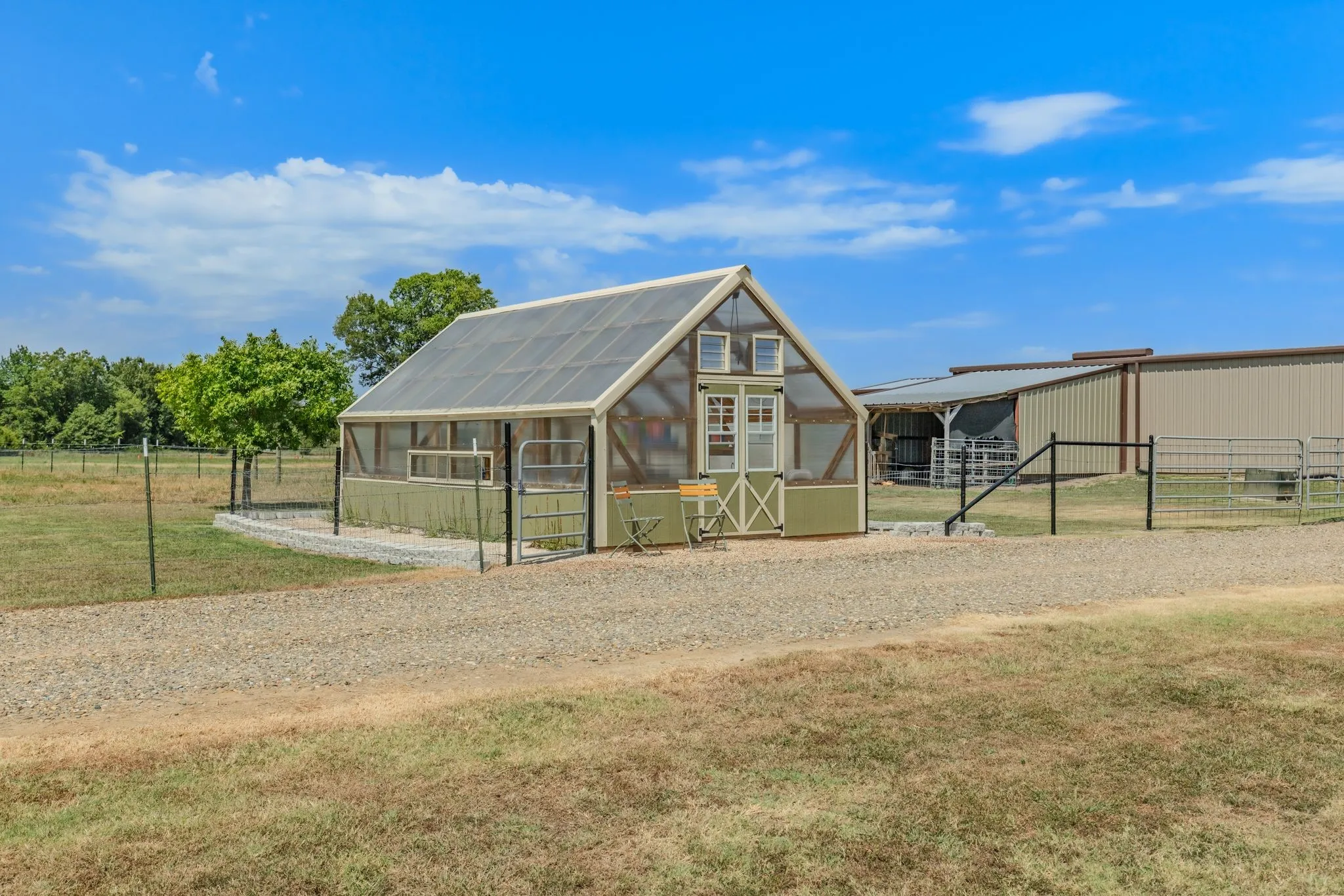 Single Family Residence For Sale in Lamar County , 11819 Farm Road 195, Paris, Texas 75462, 3 Bedroom, 4 Bathroom, 3 Garage spaces, 4,496 Sqft, built in 2012, mls#21399729, Real Estate Agent in Paris, Homes For Sale in Lamar county, Homes For Sale in Paris, Realtor in Paris Texas, Real Estate Brokerage Independent Realty Texas, Luminita Cordes Realtor