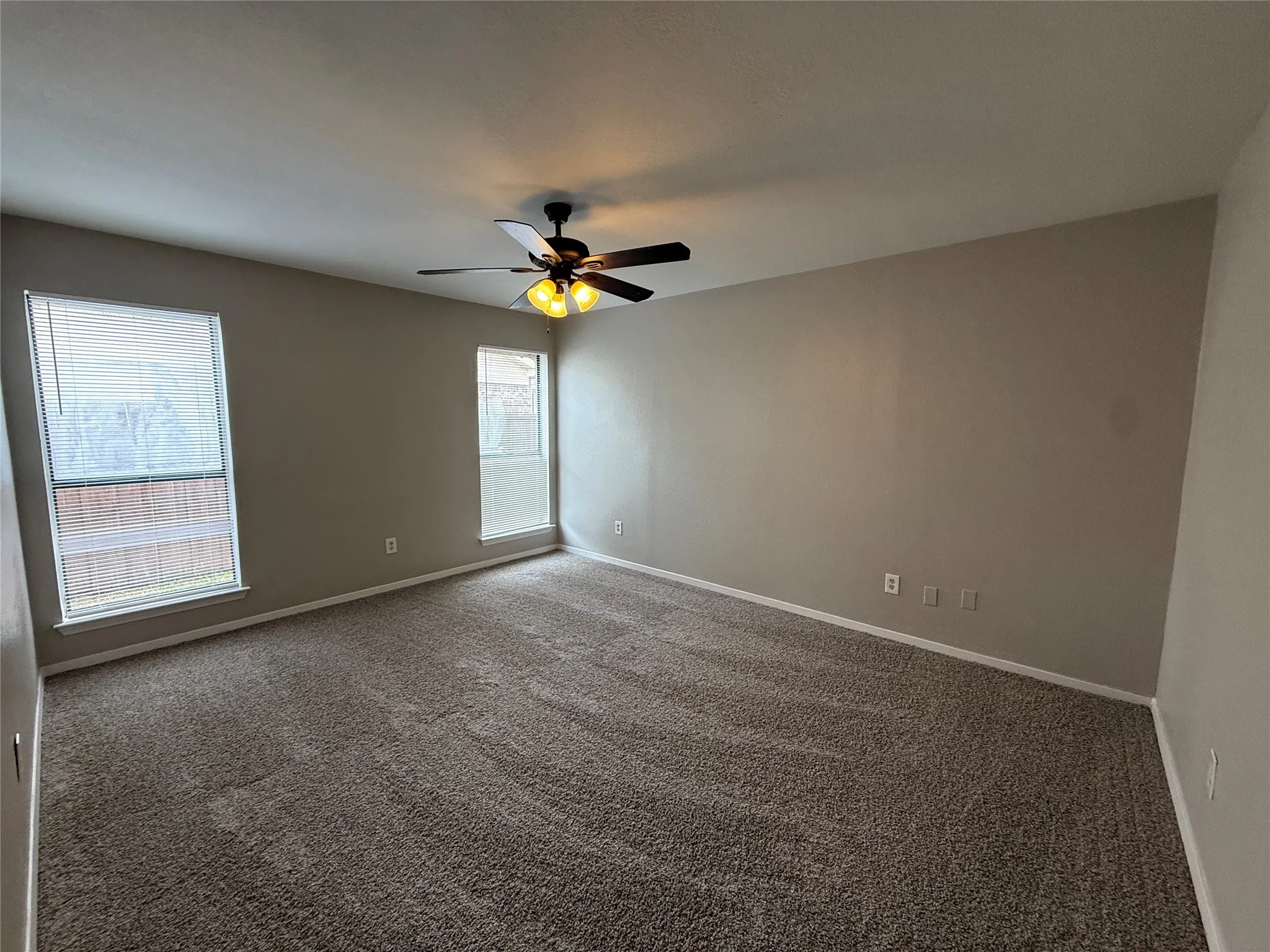 Single Family Residence For Rent in Collin County , 1464 Larchmont Drive, Plano, Texas 75074, 3 Bedroom, 2 Bathroom, 2 Garage spaces, 1,464 Sqft, built in 1983, mls#21402438, Real Estate Agent in Plano, Homes For Rent in Collin county, Homes For Rent in Plano, Realtor in Plano Texas, Real Estate Brokerage Independent Realty Texas, Luminita Cordes Realtor
