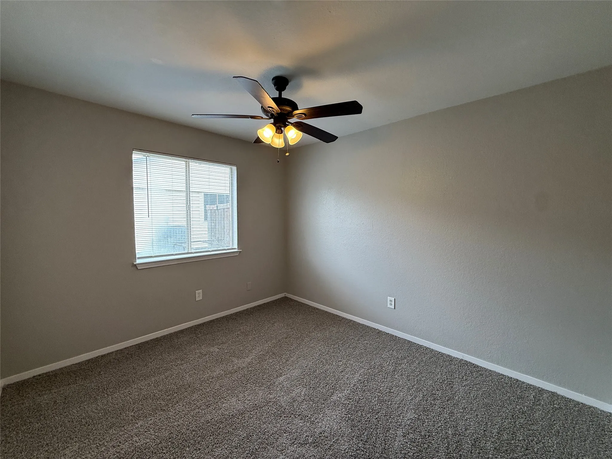 Single Family Residence For Rent in Collin County , 1464 Larchmont Drive, Plano, Texas 75074, 3 Bedroom, 2 Bathroom, 2 Garage spaces, 1,464 Sqft, built in 1983, mls#21402438, Real Estate Agent in Plano, Homes For Rent in Collin county, Homes For Rent in Plano, Realtor in Plano Texas, Real Estate Brokerage Independent Realty Texas, Luminita Cordes Realtor