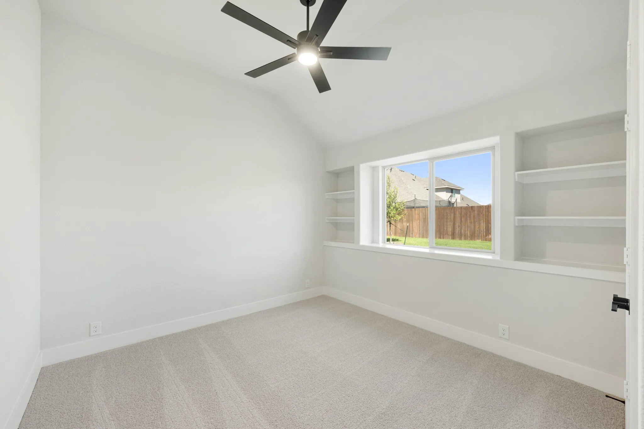 Single Family Residence For Sale in Dallas County , 409 Chestnut Lane, Glenn Heights, Texas 75154, 4 Bedroom, 2 Bathroom, 2 Garage spaces, 2,243 Sqft, built in 2026, mls#21402446, Real Estate Agent in Glenn Heights, Homes For Sale in Dallas county, Homes For Sale in Glenn Heights, Realtor in Glenn Heights Texas, Real Estate Brokerage Independent Realty Texas, Luminita Cordes Realtor