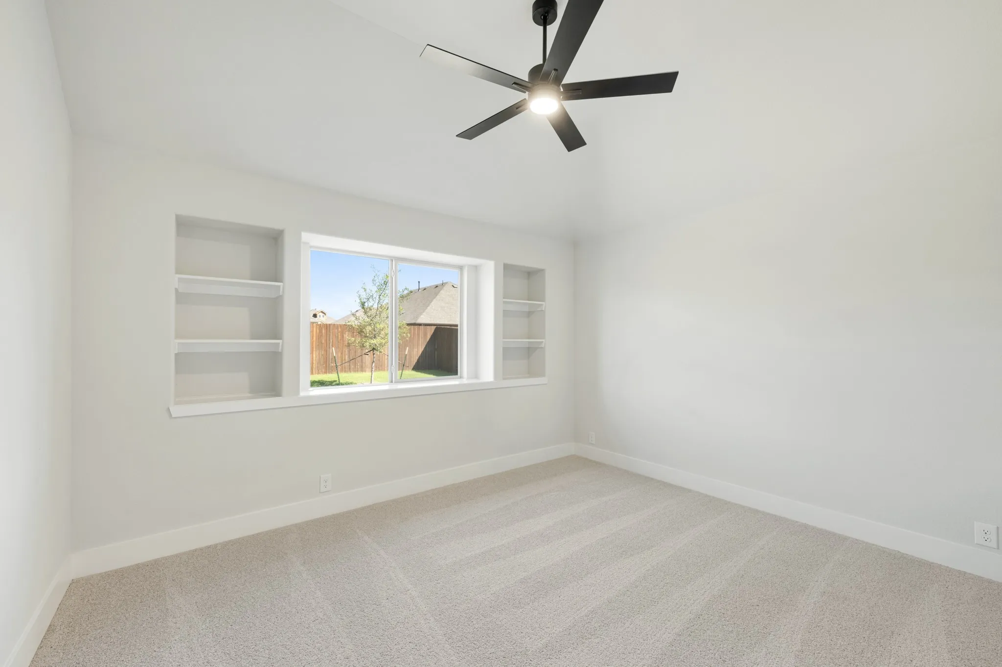 Single Family Residence For Sale in Dallas County , 409 Chestnut Lane, Glenn Heights, Texas 75154, 4 Bedroom, 2 Bathroom, 2 Garage spaces, 2,243 Sqft, built in 2026, mls#21402446, Real Estate Agent in Glenn Heights, Homes For Sale in Dallas county, Homes For Sale in Glenn Heights, Realtor in Glenn Heights Texas, Real Estate Brokerage Independent Realty Texas, Luminita Cordes Realtor