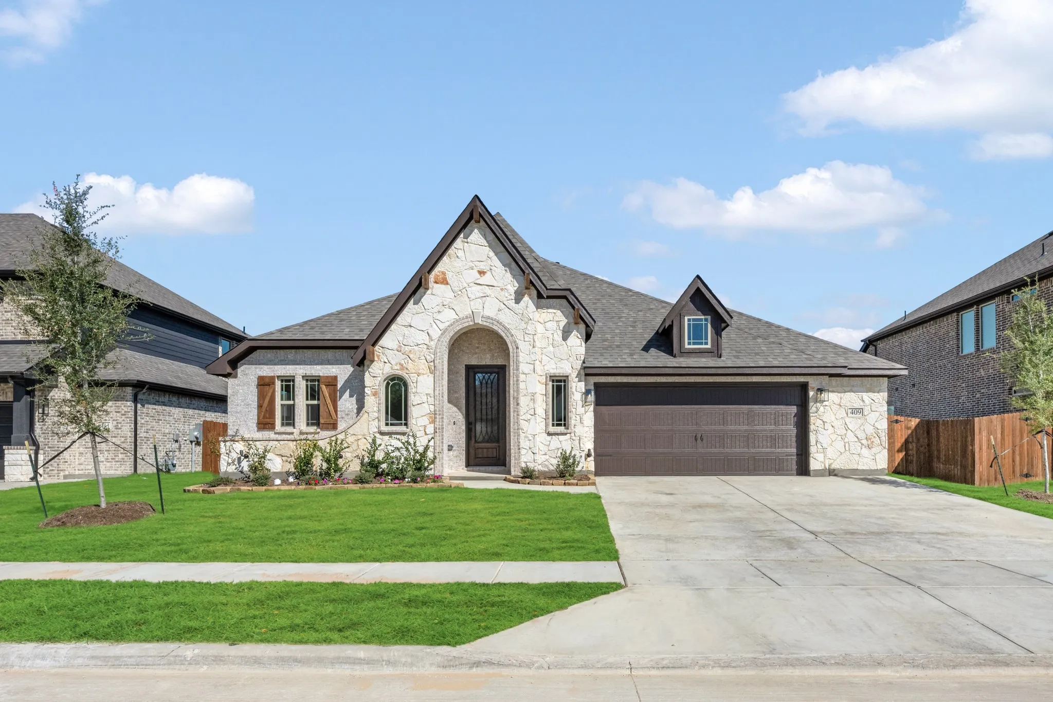 Single Family Residence For Sale in Dallas County , 409 Chestnut Lane, Glenn Heights, Texas 75154, 4 Bedroom, 2 Bathroom, 2 Garage spaces, 2,243 Sqft, built in 2026, mls#21402446, Real Estate Agent in Glenn Heights, Homes For Sale in Dallas county, Homes For Sale in Glenn Heights, Realtor in Glenn Heights Texas, Real Estate Brokerage Independent Realty Texas, Luminita Cordes Realtor