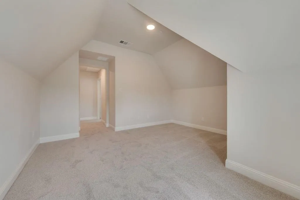 Single Family Residence For Rent in Tarrant County , 7623 Kiowana Court, Grand Prairie, Texas 75054, 5 Bedroom, 4 Bathroom, 3 Garage spaces, 3,894 Sqft, built in 2024, mls#21402367, Real Estate Agent in Grand Prairie, Homes For Rent in Tarrant county, Homes For Rent in Grand Prairie, Realtor in Grand Prairie Texas, Real Estate Brokerage Independent Realty Texas, Luminita Cordes Realtor