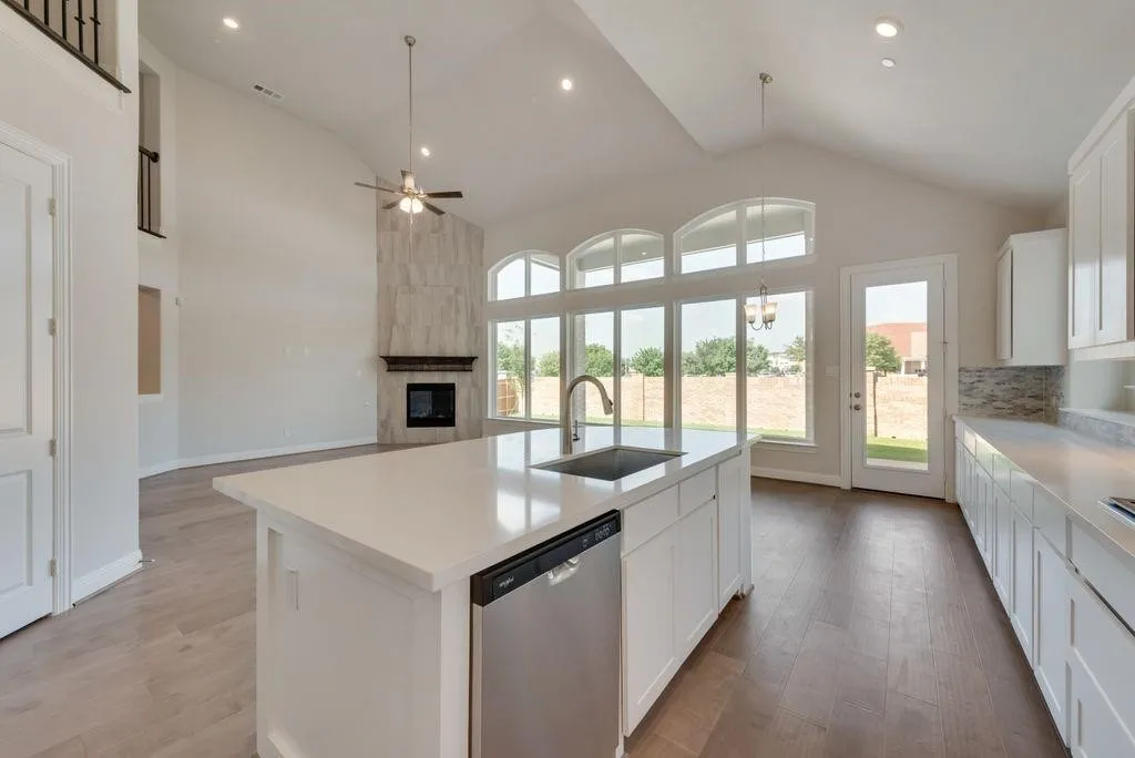 Single Family Residence For Rent in Tarrant County , 7623 Kiowana Court, Grand Prairie, Texas 75054, 5 Bedroom, 4 Bathroom, 3 Garage spaces, 3,894 Sqft, built in 2024, mls#21402367, Real Estate Agent in Grand Prairie, Homes For Rent in Tarrant county, Homes For Rent in Grand Prairie, Realtor in Grand Prairie Texas, Real Estate Brokerage Independent Realty Texas, Luminita Cordes Realtor