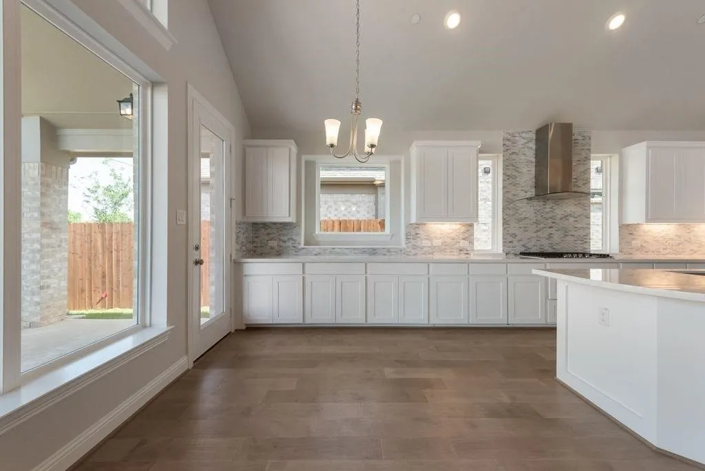 Single Family Residence For Rent in Tarrant County , 7623 Kiowana Court, Grand Prairie, Texas 75054, 5 Bedroom, 4 Bathroom, 3 Garage spaces, 3,894 Sqft, built in 2024, mls#21402367, Real Estate Agent in Grand Prairie, Homes For Rent in Tarrant county, Homes For Rent in Grand Prairie, Realtor in Grand Prairie Texas, Real Estate Brokerage Independent Realty Texas, Luminita Cordes Realtor