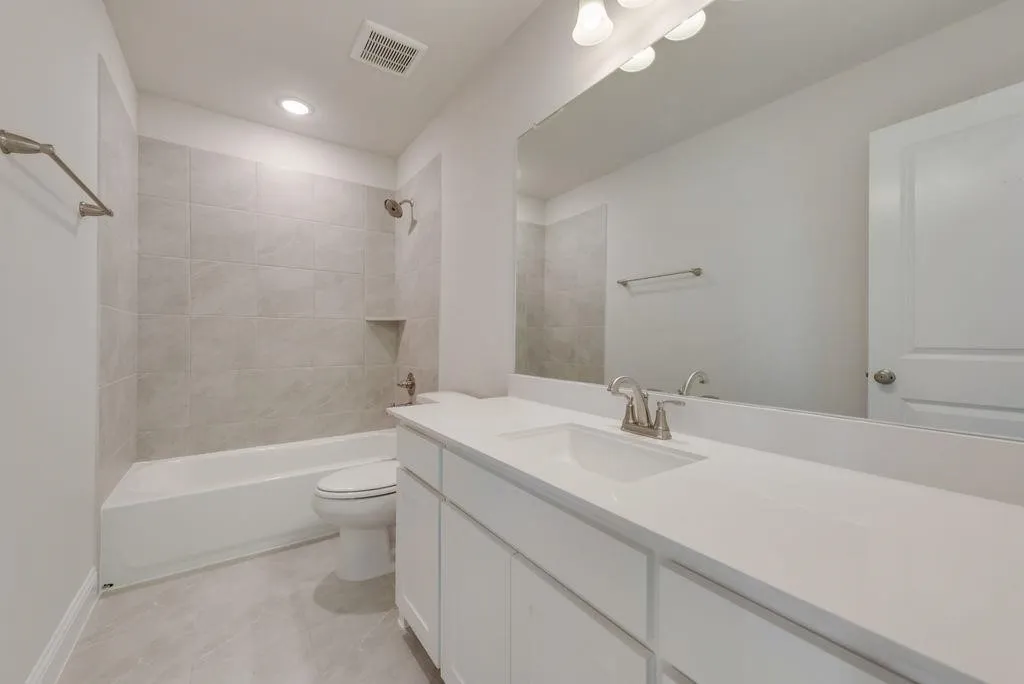 Single Family Residence For Rent in Tarrant County , 7623 Kiowana Court, Grand Prairie, Texas 75054, 5 Bedroom, 4 Bathroom, 3 Garage spaces, 3,894 Sqft, built in 2024, mls#21402367, Real Estate Agent in Grand Prairie, Homes For Rent in Tarrant county, Homes For Rent in Grand Prairie, Realtor in Grand Prairie Texas, Real Estate Brokerage Independent Realty Texas, Luminita Cordes Realtor