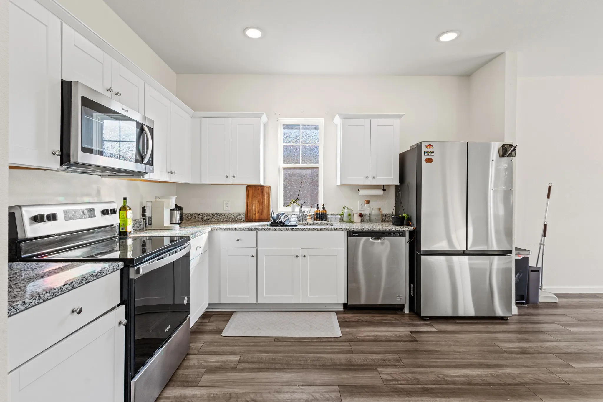 Single Family Residence For Rent in Ellis County , 2305 Frio River Road, Glenn Heights, Texas 75154, 3 Bedroom, 2 Bathroom, 2 Garage spaces, 1,718 Sqft, built in 2023, mls#21402442, Real Estate Agent in Glenn Heights, Homes For Rent in Ellis county, Homes For Rent in Glenn Heights, Realtor in Glenn Heights Texas, Real Estate Brokerage Independent Realty Texas, Luminita Cordes Realtor