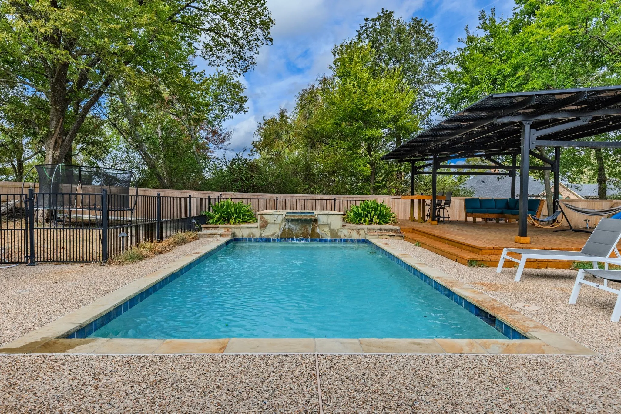 Single Family Residence For Sale in Hopkins County , 101 Briarwood Street, Sulphur Springs, Texas 75482, 3 Bedroom, 3 Bathroom, 2 Garage spaces, 2,737 Sqft, built in 1987, mls#21400266, Real Estate Agent in Sulphur Springs, Homes For Sale in Hopkins county, Homes For Sale in Sulphur Springs, Realtor in Sulphur Springs Texas, Real Estate Brokerage Independent Realty Texas, Luminita Cordes Realtor