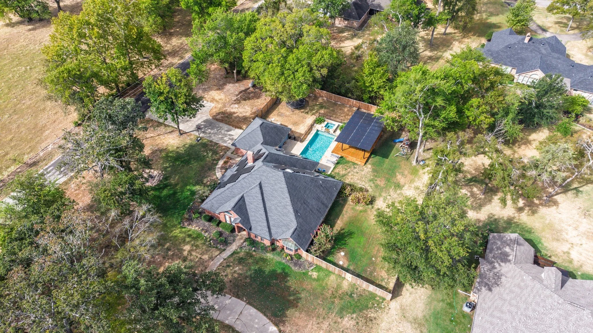 Single Family Residence For Sale in Hopkins County , 101 Briarwood Street, Sulphur Springs, Texas 75482, 3 Bedroom, 3 Bathroom, 2 Garage spaces, 2,737 Sqft, built in 1987, mls#21400266, Real Estate Agent in Sulphur Springs, Homes For Sale in Hopkins county, Homes For Sale in Sulphur Springs, Realtor in Sulphur Springs Texas, Real Estate Brokerage Independent Realty Texas, Luminita Cordes Realtor