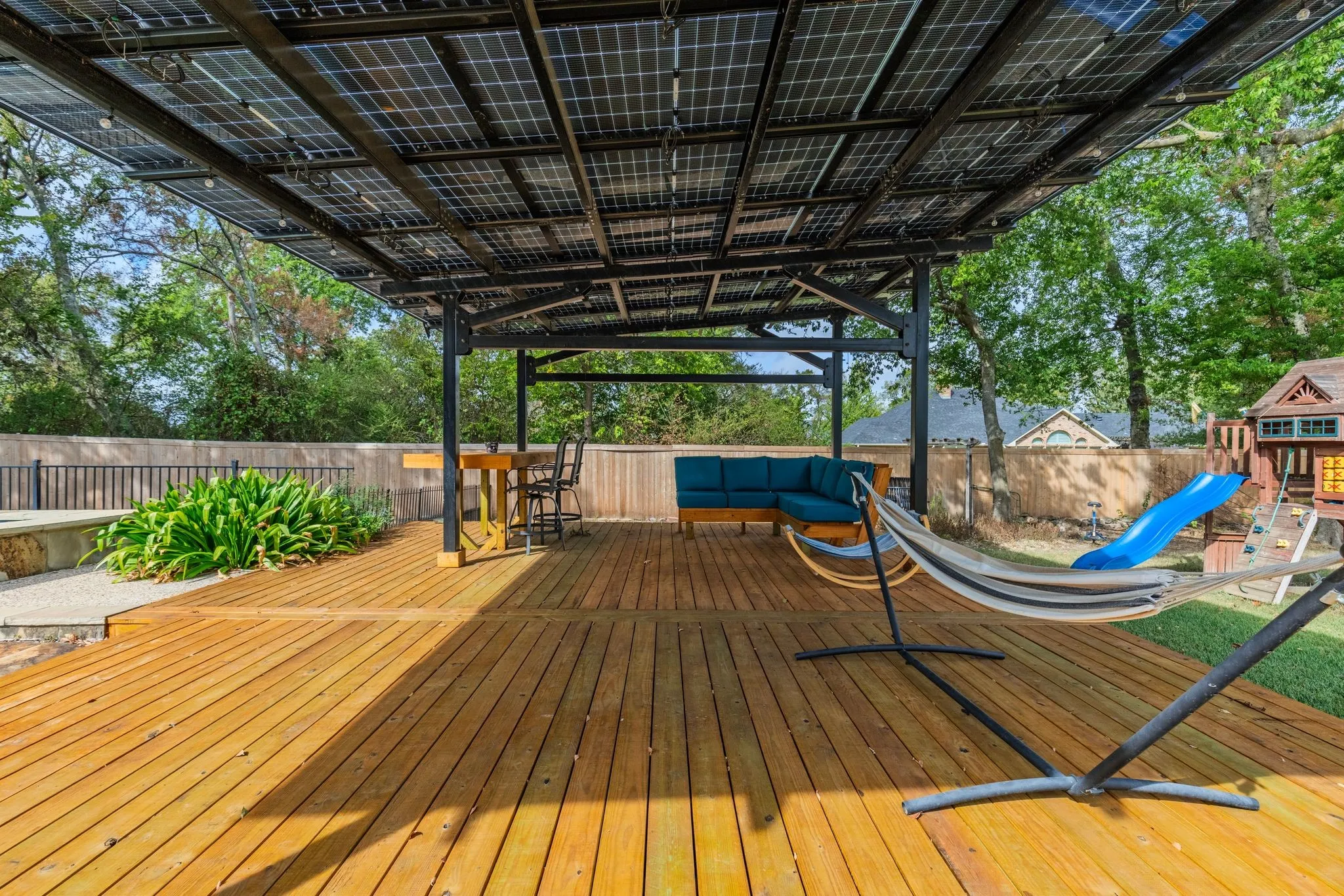Single Family Residence For Sale in Hopkins County , 101 Briarwood Street, Sulphur Springs, Texas 75482, 3 Bedroom, 3 Bathroom, 2 Garage spaces, 2,737 Sqft, built in 1987, mls#21400266, Real Estate Agent in Sulphur Springs, Homes For Sale in Hopkins county, Homes For Sale in Sulphur Springs, Realtor in Sulphur Springs Texas, Real Estate Brokerage Independent Realty Texas, Luminita Cordes Realtor