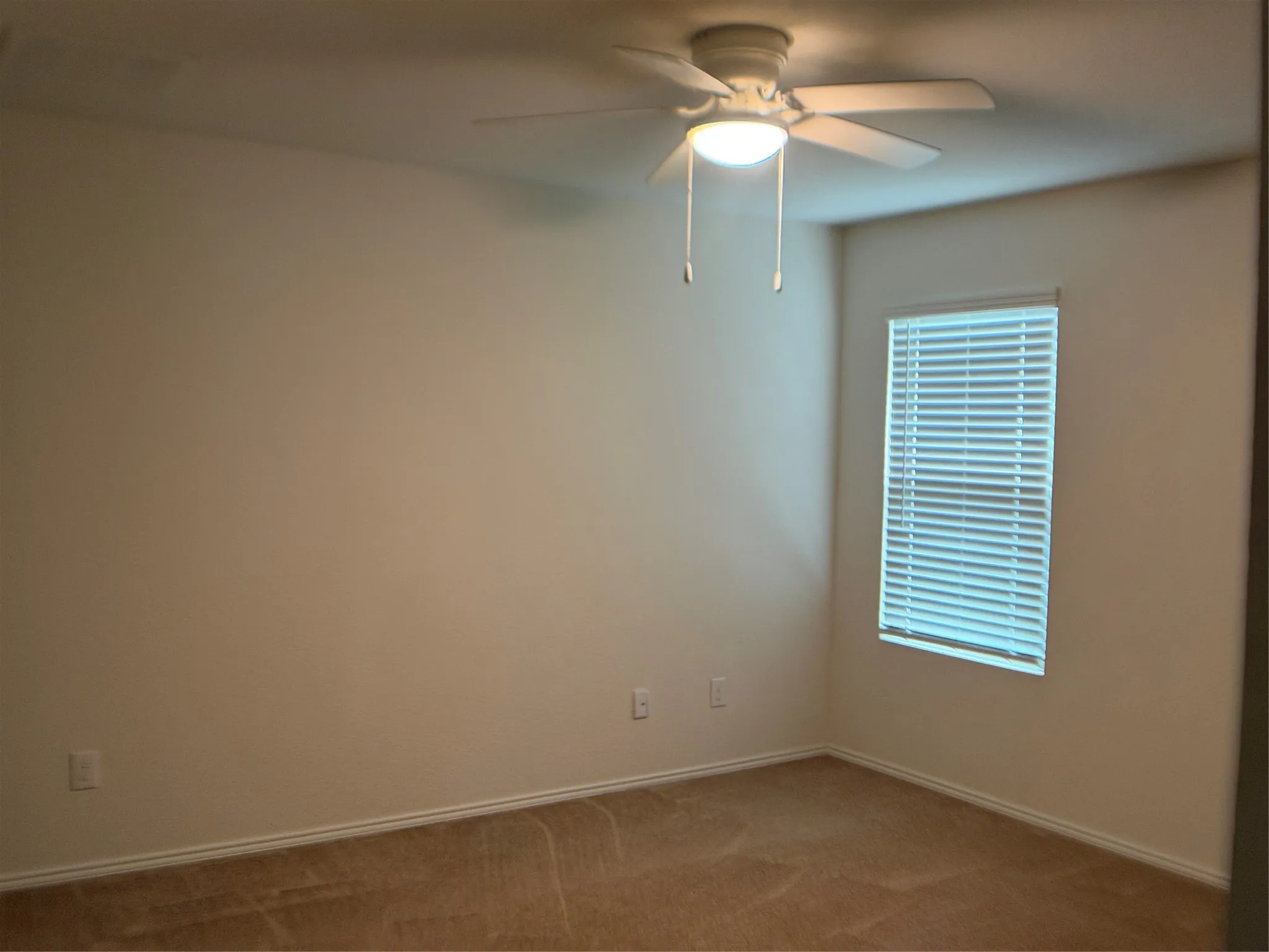 Single Family Residence For Rent in Collin County , 240 Westpark Drive, Anna, Texas 75409, 3 Bedroom, 2 Bathroom, 2 Garage spaces, 1,516 Sqft, built in 2019, mls#21402451, Real Estate Agent in Anna, Homes For Rent in Collin county, Homes For Rent in Anna, Realtor in Anna Texas, Real Estate Brokerage Independent Realty Texas, Luminita Cordes Realtor