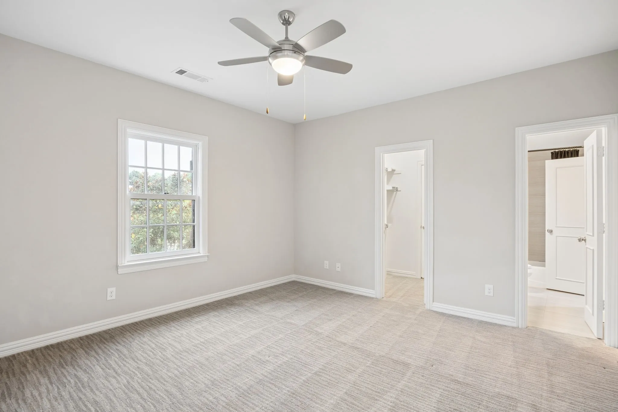 Single Family Residence For Sale in Rockwall County , 236 Summer Tanager Lane, Heath, Texas 75032, 5 Bedroom, 7 Bathroom, 3 Garage spaces, 6,063 Sqft, built in 2014, mls#21402427, Real Estate Agent in Heath, Homes For Sale in Rockwall county, Homes For Sale in Heath, Realtor in Heath Texas, Real Estate Brokerage Independent Realty Texas, Luminita Cordes Realtor