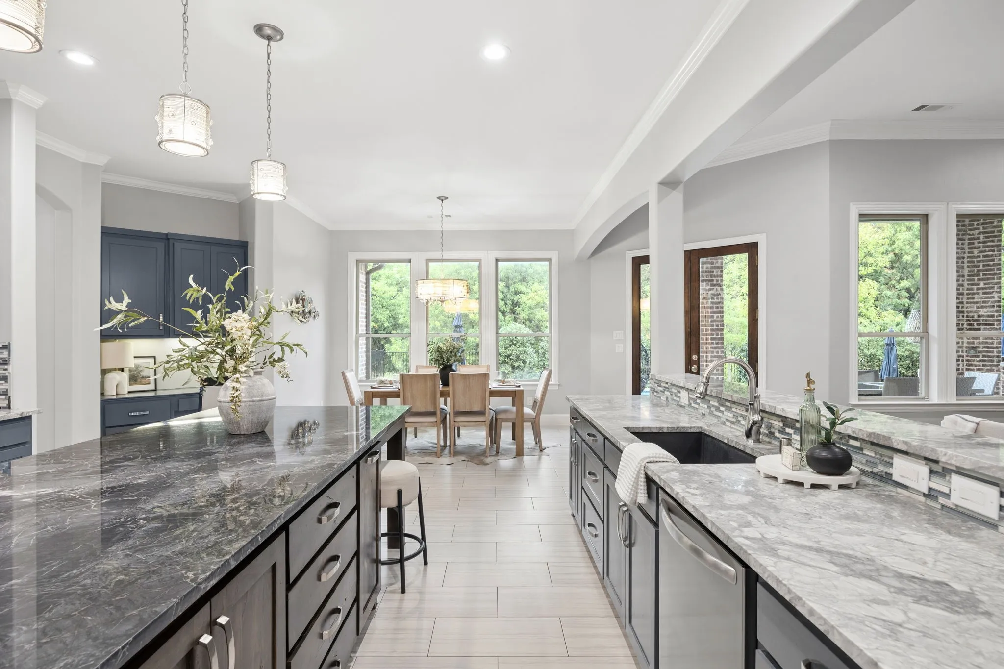 Single Family Residence For Sale in Rockwall County , 236 Summer Tanager Lane, Heath, Texas 75032, 5 Bedroom, 7 Bathroom, 3 Garage spaces, 6,063 Sqft, built in 2014, mls#21402427, Real Estate Agent in Heath, Homes For Sale in Rockwall county, Homes For Sale in Heath, Realtor in Heath Texas, Real Estate Brokerage Independent Realty Texas, Luminita Cordes Realtor
