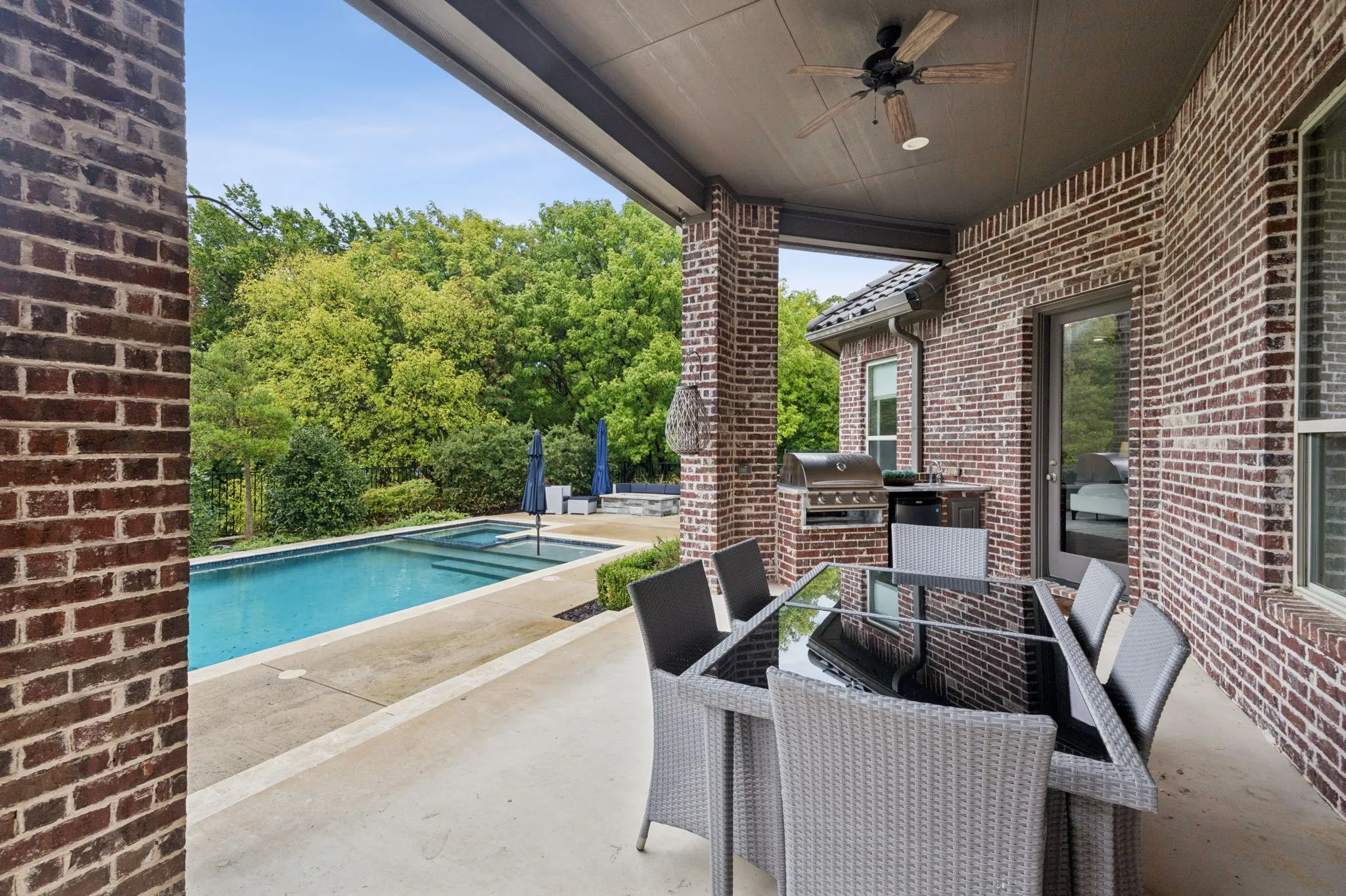 Single Family Residence For Sale in Rockwall County , 236 Summer Tanager Lane, Heath, Texas 75032, 5 Bedroom, 7 Bathroom, 3 Garage spaces, 6,063 Sqft, built in 2014, mls#21402427, Real Estate Agent in Heath, Homes For Sale in Rockwall county, Homes For Sale in Heath, Realtor in Heath Texas, Real Estate Brokerage Independent Realty Texas, Luminita Cordes Realtor