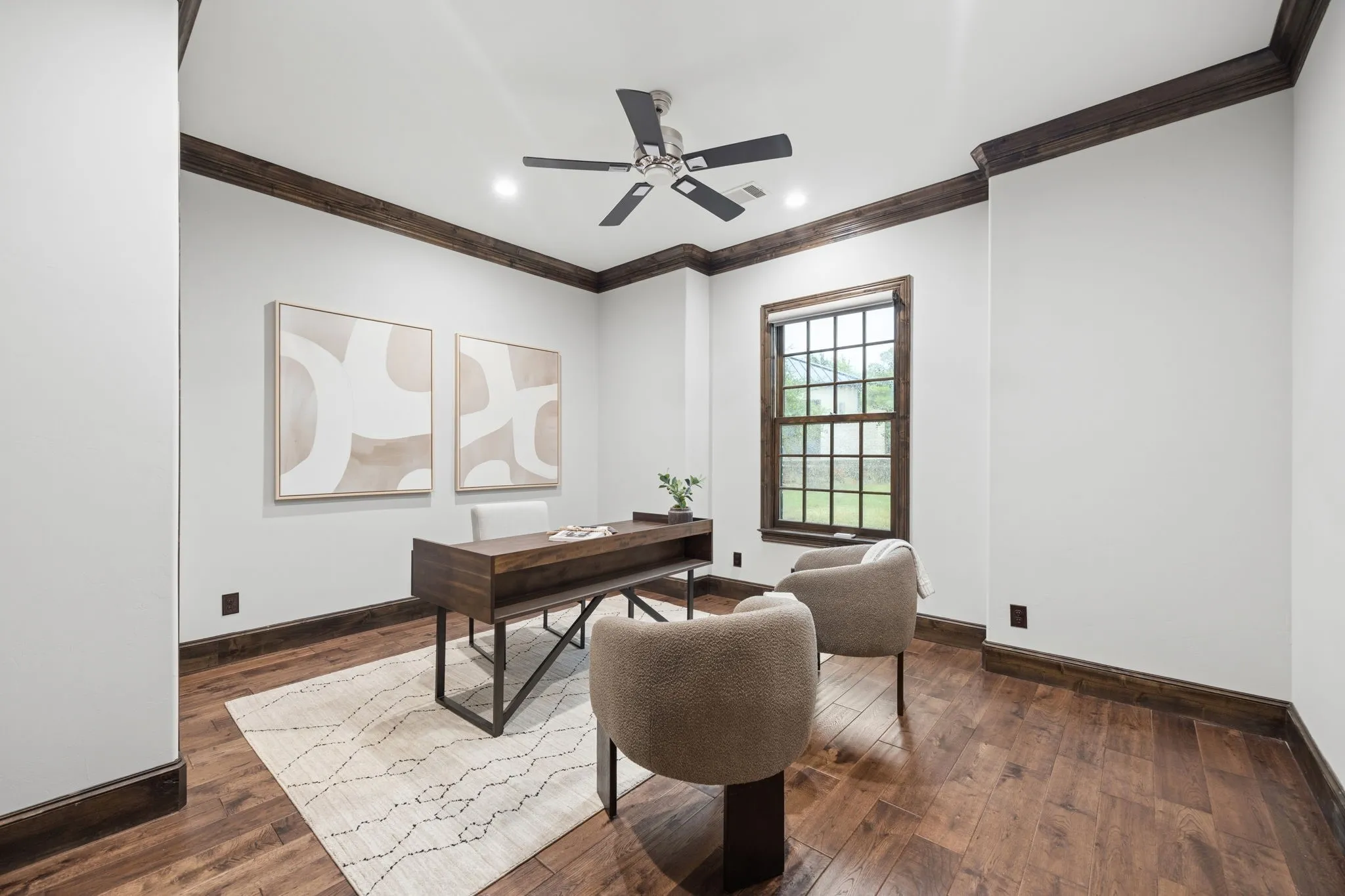 Single Family Residence For Sale in Rockwall County , 236 Summer Tanager Lane, Heath, Texas 75032, 5 Bedroom, 7 Bathroom, 3 Garage spaces, 6,063 Sqft, built in 2014, mls#21402427, Real Estate Agent in Heath, Homes For Sale in Rockwall county, Homes For Sale in Heath, Realtor in Heath Texas, Real Estate Brokerage Independent Realty Texas, Luminita Cordes Realtor