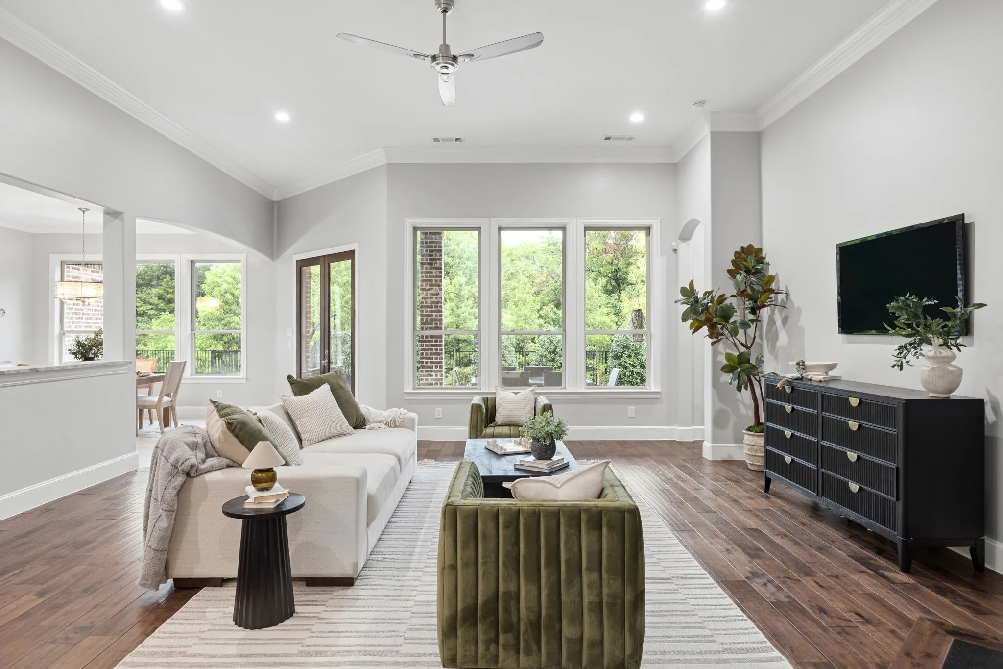 Single Family Residence For Sale in Rockwall County , 236 Summer Tanager Lane, Heath, Texas 75032, 5 Bedroom, 7 Bathroom, 3 Garage spaces, 6,063 Sqft, built in 2014, mls#21402427, Real Estate Agent in Heath, Homes For Sale in Rockwall county, Homes For Sale in Heath, Realtor in Heath Texas, Real Estate Brokerage Independent Realty Texas, Luminita Cordes Realtor