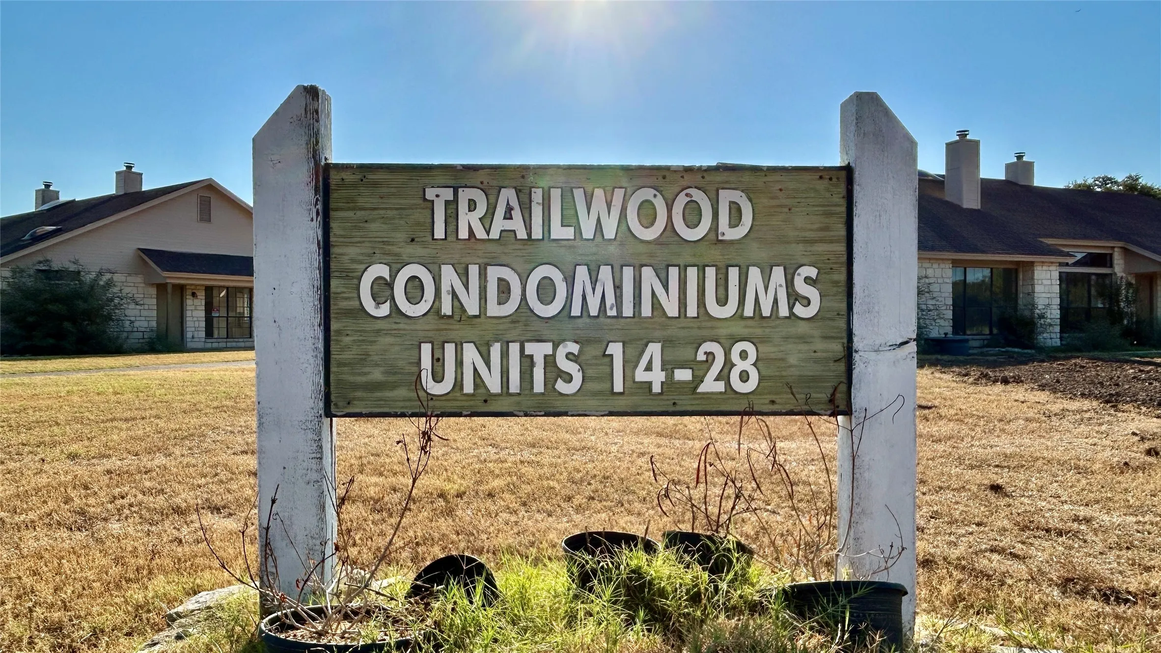 Trailwood Condominiums