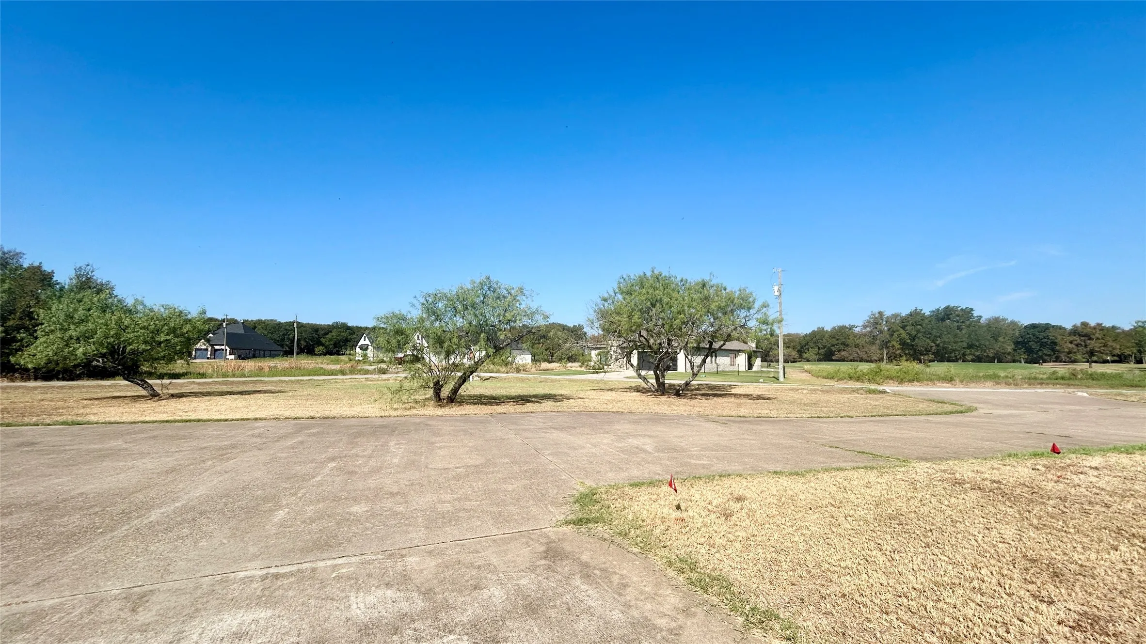 Apartment For Sale in Hill County , 17099 Trailwood Drive 14-28, Whitney, Texas 76692, 15 Bedroom, 15 Bathroom, Garage spaces, 0 Sqft, built in 1994, mls#21401595, Real Estate Agent in Whitney, Homes For Sale in Hill county, Homes For Sale in Whitney, Realtor in Whitney Texas, Real Estate Brokerage Independent Realty Texas, Luminita Cordes Realtor