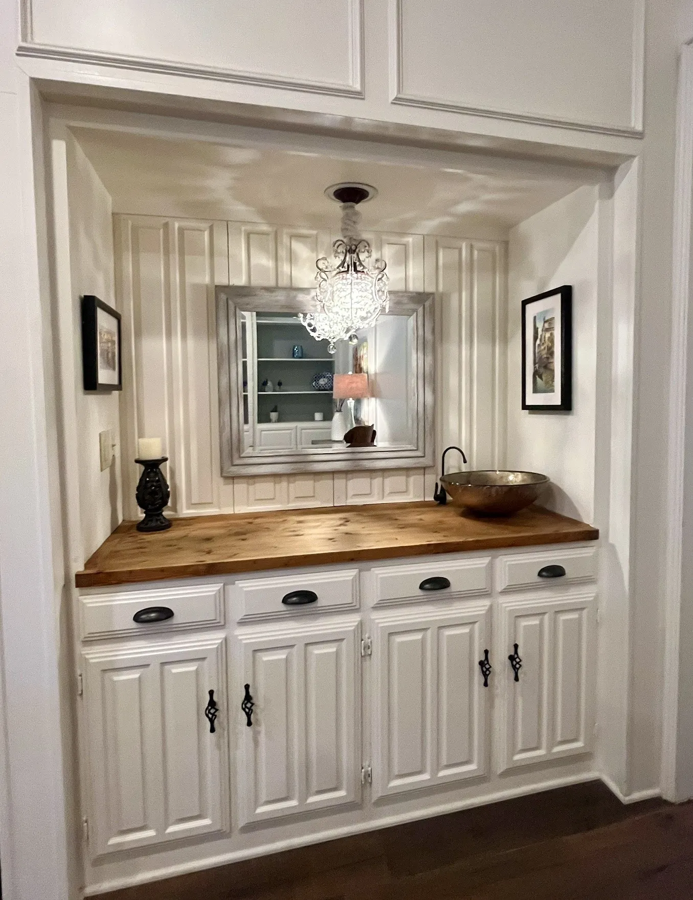 Wet bar in living room
