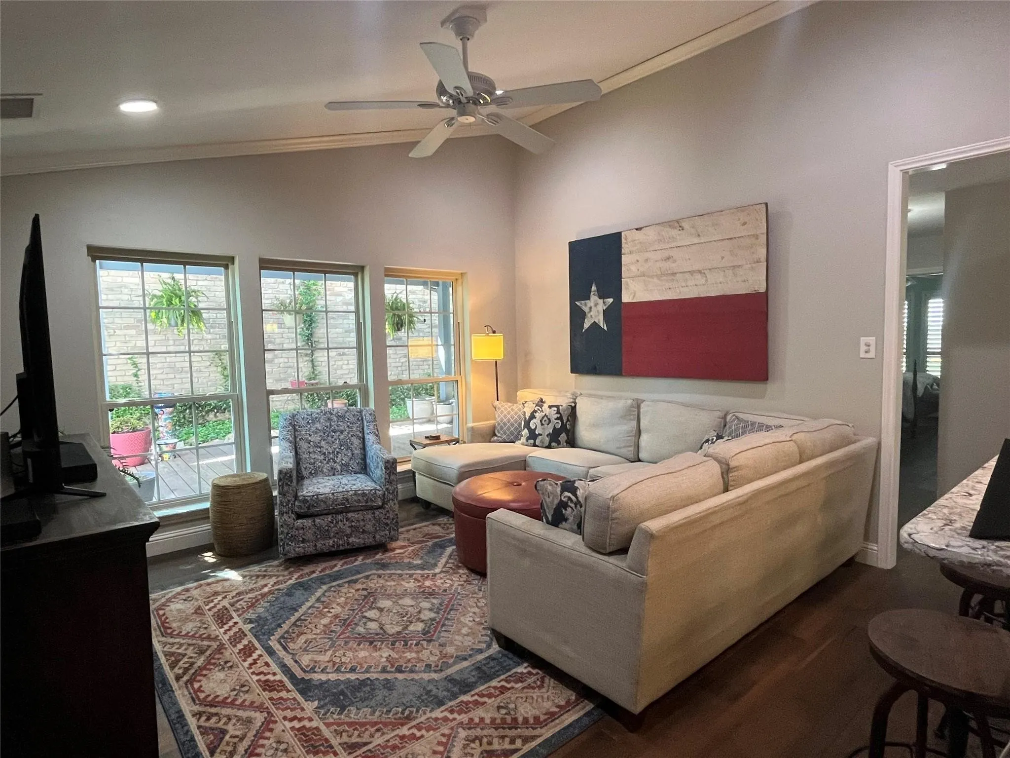 Single Family Residence For Sale in Collin County , 17216 Ikel Drive, Dallas, Texas 75248, 3 Bedroom, 3 Bathroom, 2 Garage spaces, 1,941 Sqft, built in 1981, mls#21402342, Real Estate Agent in Dallas, Homes For Sale in Collin county, Homes For Sale in Dallas, Realtor in Dallas Texas, Real Estate Brokerage Independent Realty Texas, Luminita Cordes Realtor