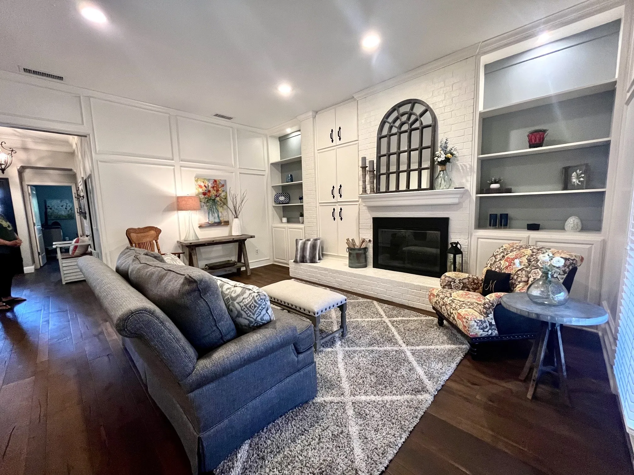 Single Family Residence For Sale in Collin County , 17216 Ikel Drive, Dallas, Texas 75248, 3 Bedroom, 3 Bathroom, 2 Garage spaces, 1,941 Sqft, built in 1981, mls#21402342, Real Estate Agent in Dallas, Homes For Sale in Collin county, Homes For Sale in Dallas, Realtor in Dallas Texas, Real Estate Brokerage Independent Realty Texas, Luminita Cordes Realtor