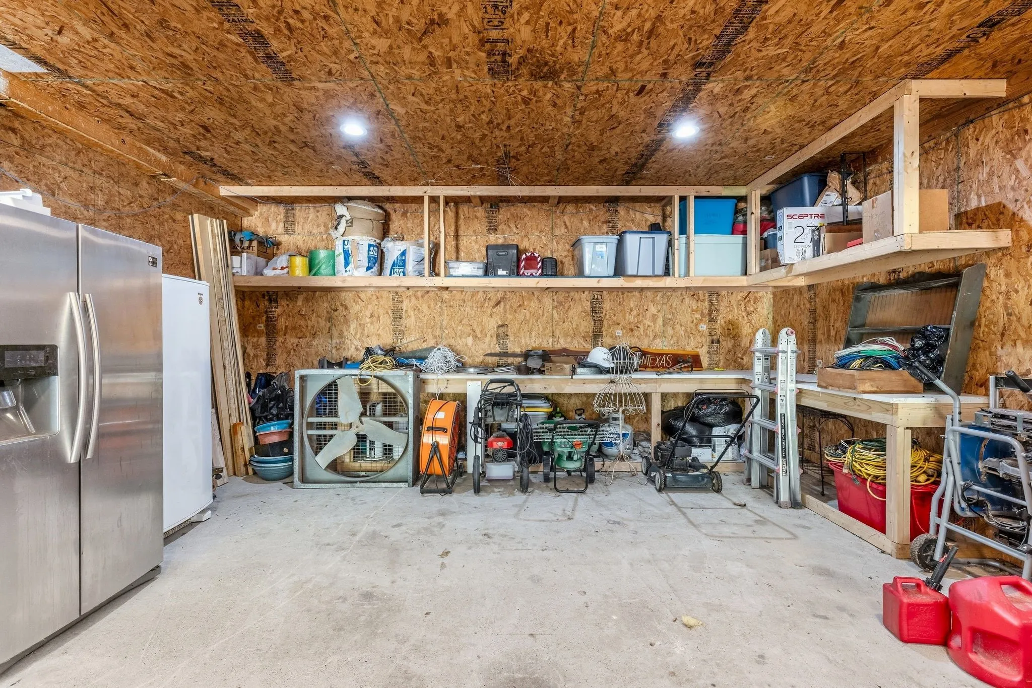 Single Family Residence For Sale in Rains County , 248 Rs County Road 3060, Emory, Texas 75440, 2 Bedroom, 3 Bathroom, 2 Garage spaces, 1,276 Sqft, built in 1960, mls#21402462, Real Estate Agent in Emory, Homes For Sale in Rains county, Homes For Sale in Emory, Realtor in Emory Texas, Real Estate Brokerage Independent Realty Texas, Luminita Cordes Realtor