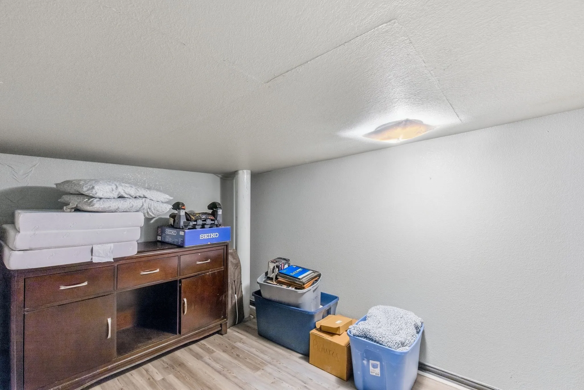 Single Family Residence For Sale in Rains County , 248 Rs County Road 3060, Emory, Texas 75440, 2 Bedroom, 3 Bathroom, 2 Garage spaces, 1,276 Sqft, built in 1960, mls#21402462, Real Estate Agent in Emory, Homes For Sale in Rains county, Homes For Sale in Emory, Realtor in Emory Texas, Real Estate Brokerage Independent Realty Texas, Luminita Cordes Realtor