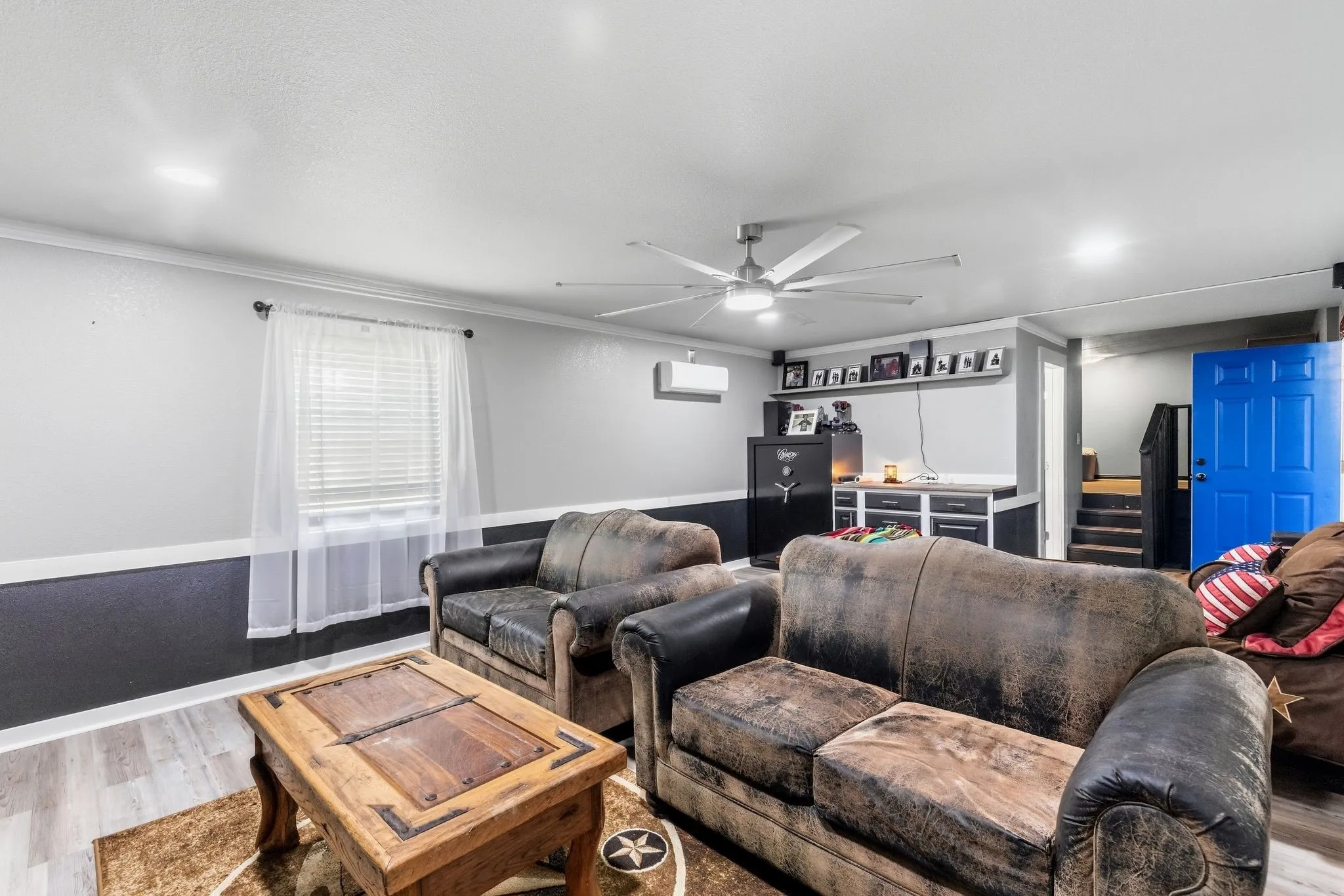 Single Family Residence For Sale in Rains County , 248 Rs County Road 3060, Emory, Texas 75440, 2 Bedroom, 3 Bathroom, 2 Garage spaces, 1,276 Sqft, built in 1960, mls#21402462, Real Estate Agent in Emory, Homes For Sale in Rains county, Homes For Sale in Emory, Realtor in Emory Texas, Real Estate Brokerage Independent Realty Texas, Luminita Cordes Realtor