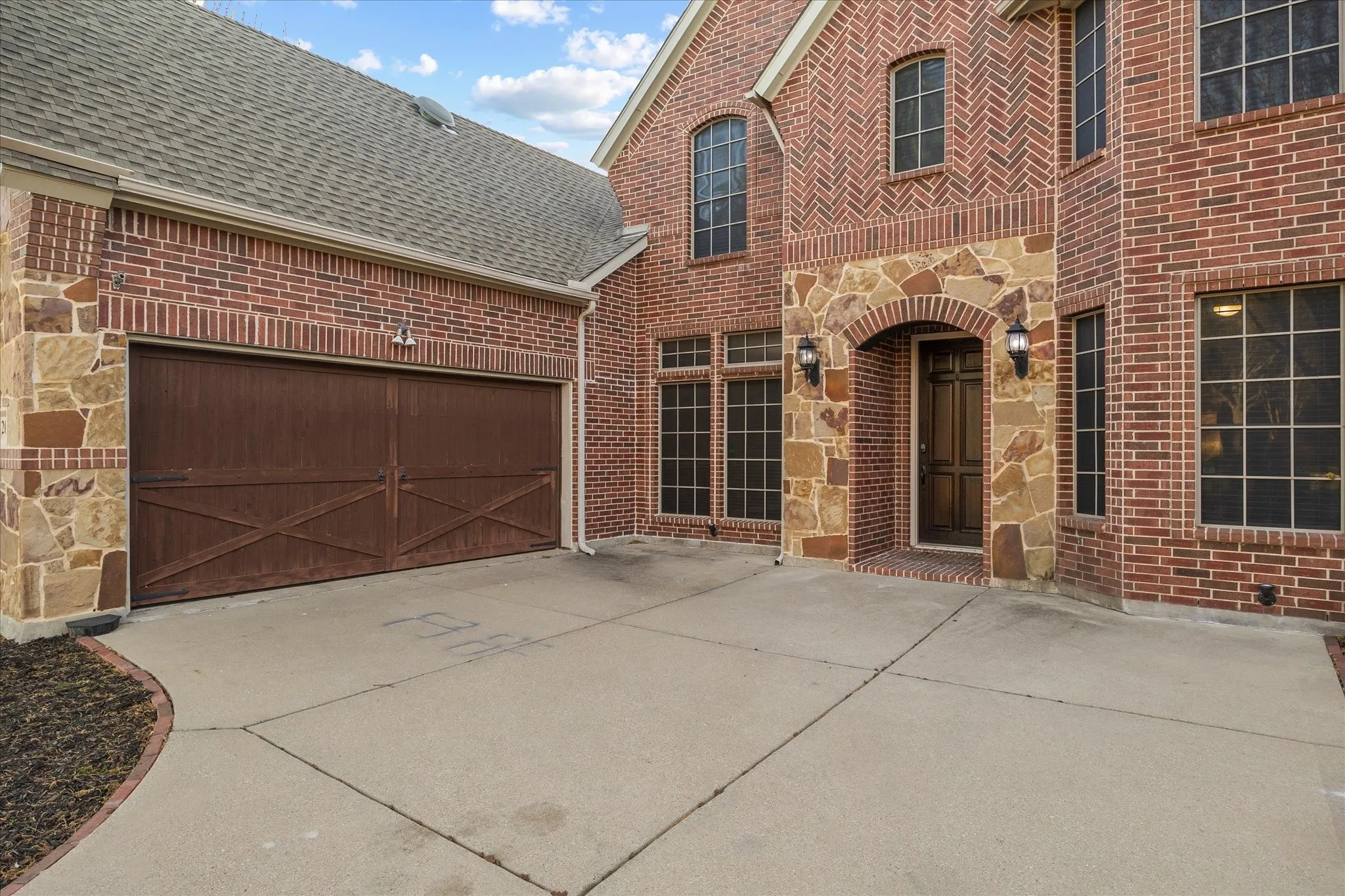 Single Family Residence For Rent in Rockwall County , 201 Chatfield Drive, Rockwall, Texas 75087, 4 Bedroom, 4 Bathroom, 2 Garage spaces, 3,145 Sqft, built in 2011, mls#21402465, Real Estate Agent in Rockwall, Homes For Rent in Rockwall county, Homes For Rent in Rockwall, Realtor in Rockwall Texas, Real Estate Brokerage Independent Realty Texas, Luminita Cordes Realtor