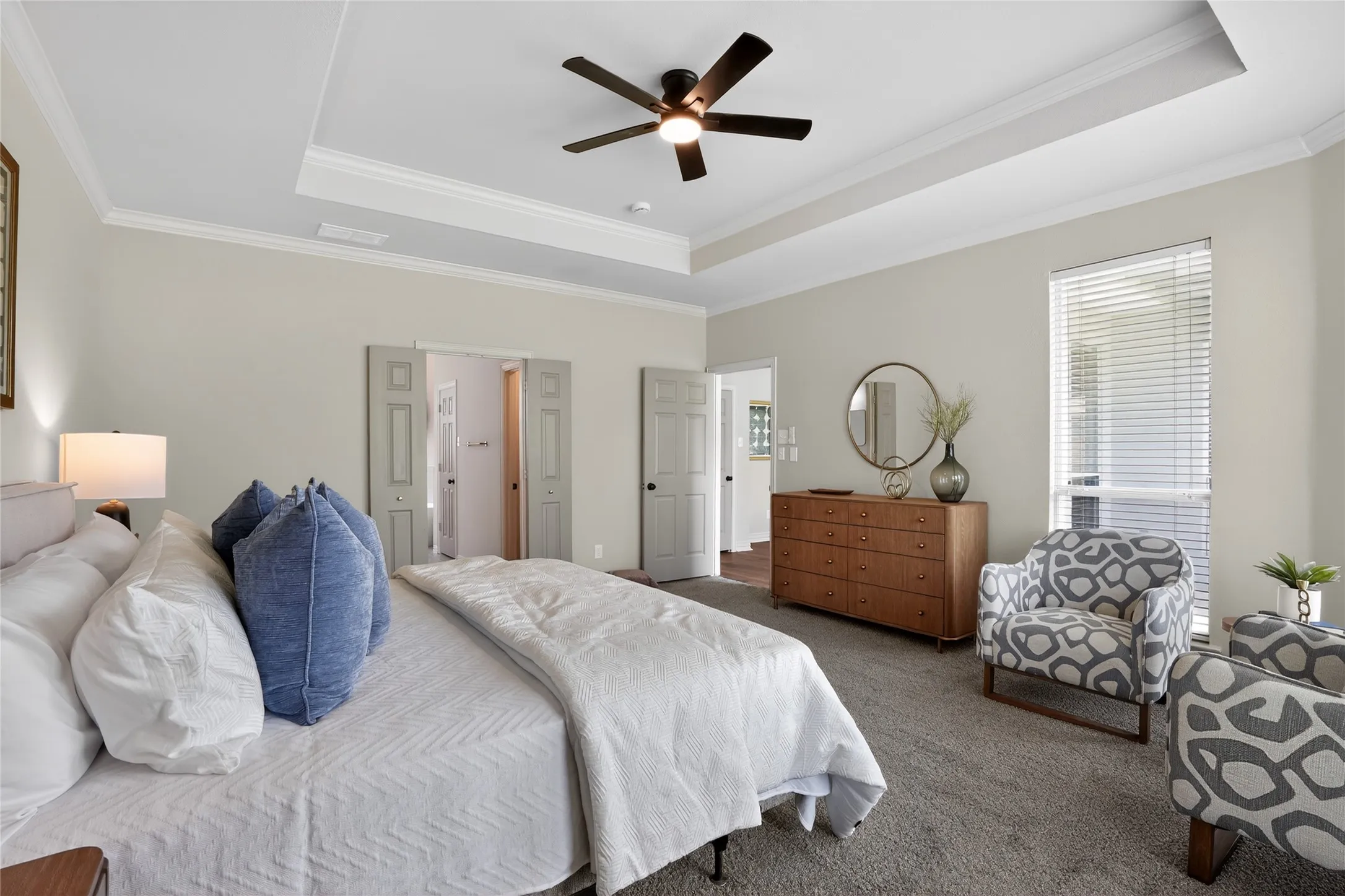 Single Family Residence For Sale in Dallas County , 909 Saint Andrews Place, De Soto, Texas 75115, 3 Bedroom, 3 Bathroom, 2 Garage spaces, 2,643 Sqft, built in 1996, mls#21402467, Real Estate Agent in De Soto, Homes For Sale in Dallas county, Homes For Sale in De Soto, Realtor in De Soto Texas, Real Estate Brokerage Independent Realty Texas, Luminita Cordes Realtor