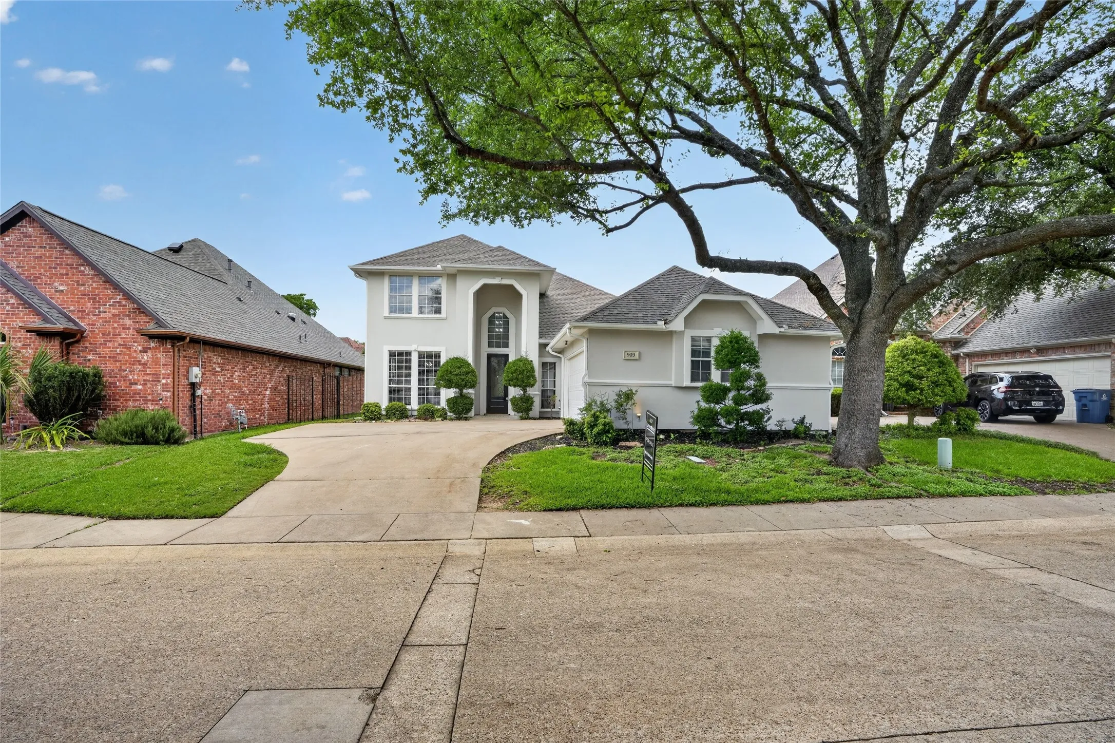 Single Family Residence For Sale in Dallas County , 909 Saint Andrews Place, De Soto, Texas 75115, 3 Bedroom, 3 Bathroom, 2 Garage spaces, 2,643 Sqft, built in 1996, mls#21402467, Real Estate Agent in De Soto, Homes For Sale in Dallas county, Homes For Sale in De Soto, Realtor in De Soto Texas, Real Estate Brokerage Independent Realty Texas, Luminita Cordes Realtor