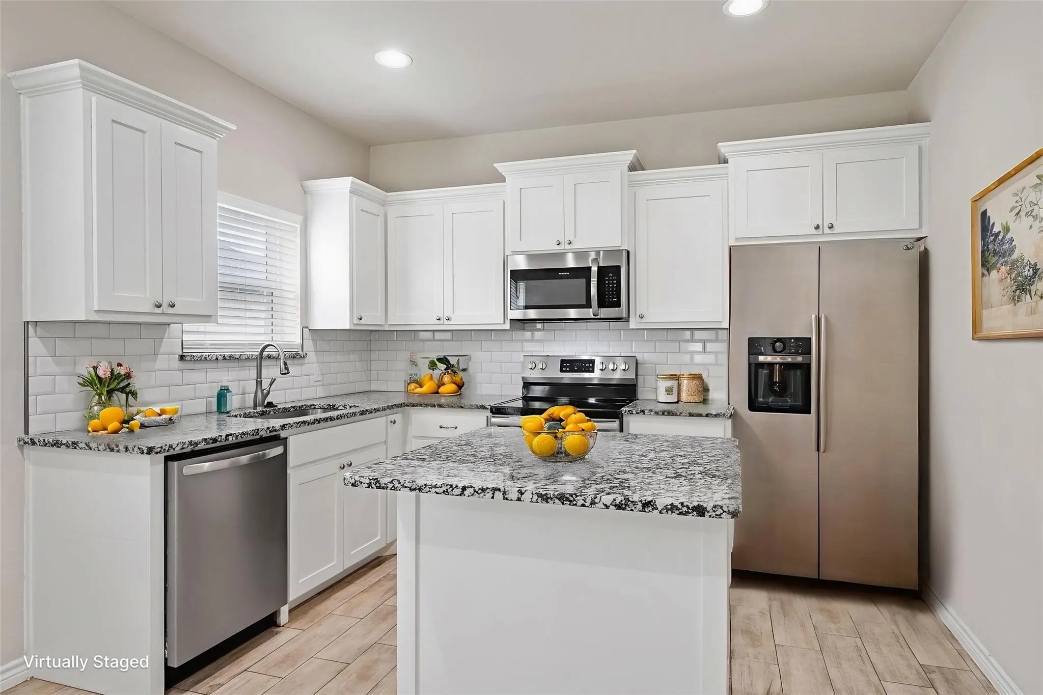Single Family Residence For Rent in Grayson County , 1104 Silverton Drive, Sherman, Texas 75092, 3 Bedroom, 2 Bathroom, 2 Garage spaces, 1,517 Sqft, built in 2020, mls#21402468, Real Estate Agent in Sherman, Homes For Rent in Grayson county, Homes For Rent in Sherman, Realtor in Sherman Texas, Real Estate Brokerage Independent Realty Texas, Luminita Cordes Realtor