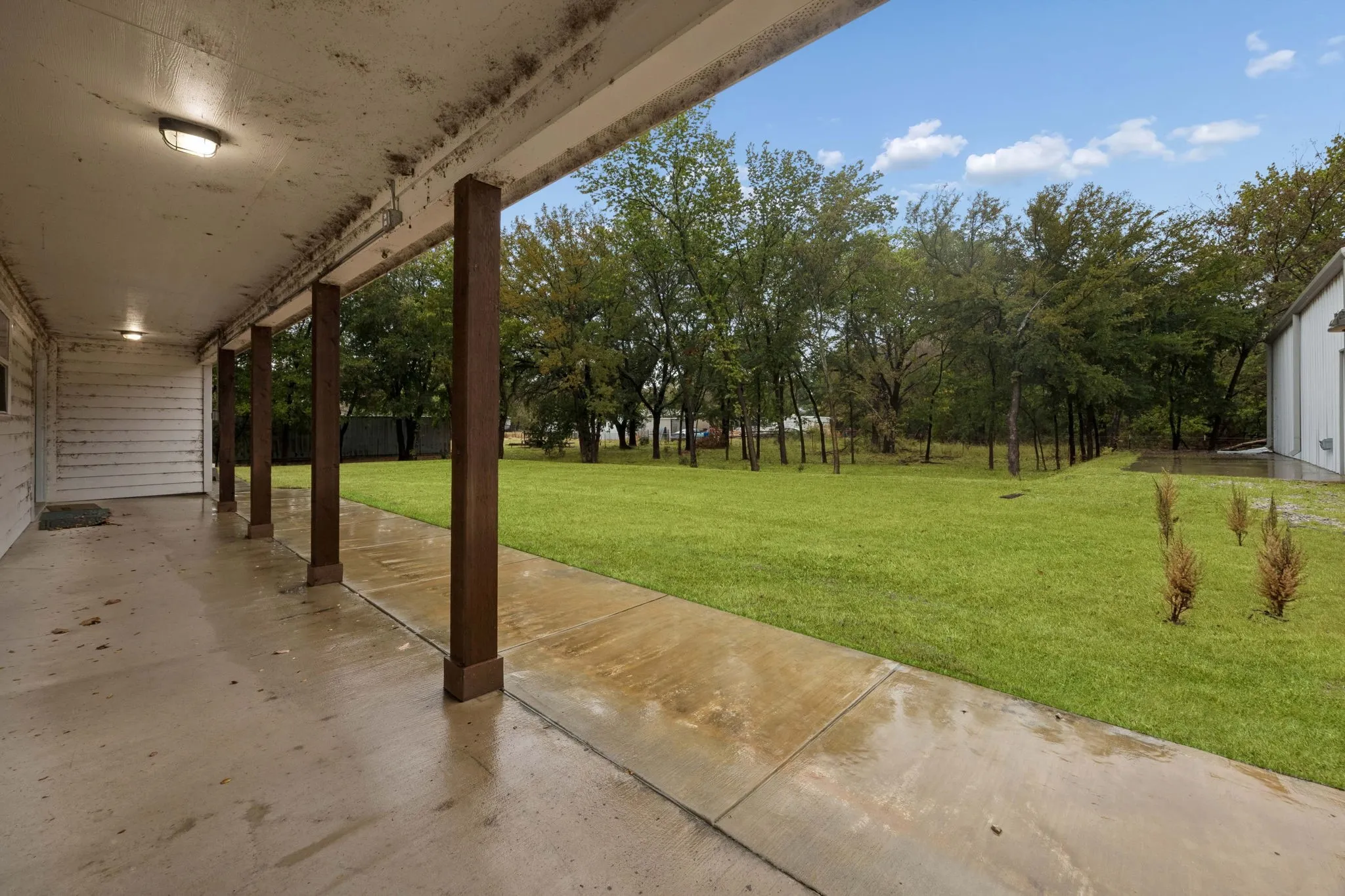 Single Family Residence For Sale in Wise County , 1382 Rogers Road, Newark, Texas 76071, 3 Bedroom, 2 Bathroom, 4 Garage spaces, 1,941 Sqft, built in 2016, mls#21402244, Real Estate Agent in Newark, Homes For Sale in Wise county, Homes For Sale in Newark, Realtor in Newark Texas, Real Estate Brokerage Independent Realty Texas, Luminita Cordes Realtor
