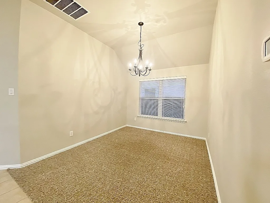 Single Family Residence For Rent in Denton County , 2400 Miranda Place, Denton, Texas 76210, 3 Bedroom, 2 Bathroom, 2 Garage spaces, 1,850 Sqft, built in 2008, mls#21402482, Real Estate Agent in Denton, Homes For Rent in Denton county, Homes For Rent in Denton, Realtor in Denton Texas, Real Estate Brokerage Independent Realty Texas, Luminita Cordes Realtor