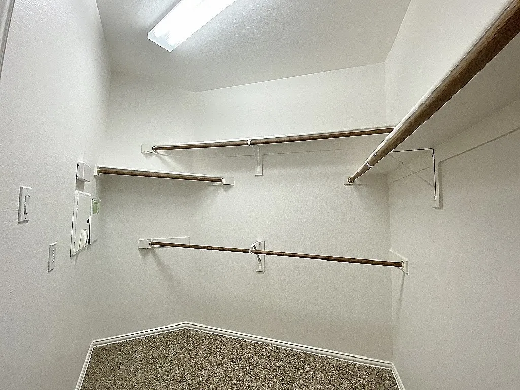 Single Family Residence For Rent in Denton County , 2400 Miranda Place, Denton, Texas 76210, 3 Bedroom, 2 Bathroom, 2 Garage spaces, 1,850 Sqft, built in 2008, mls#21402482, Real Estate Agent in Denton, Homes For Rent in Denton county, Homes For Rent in Denton, Realtor in Denton Texas, Real Estate Brokerage Independent Realty Texas, Luminita Cordes Realtor