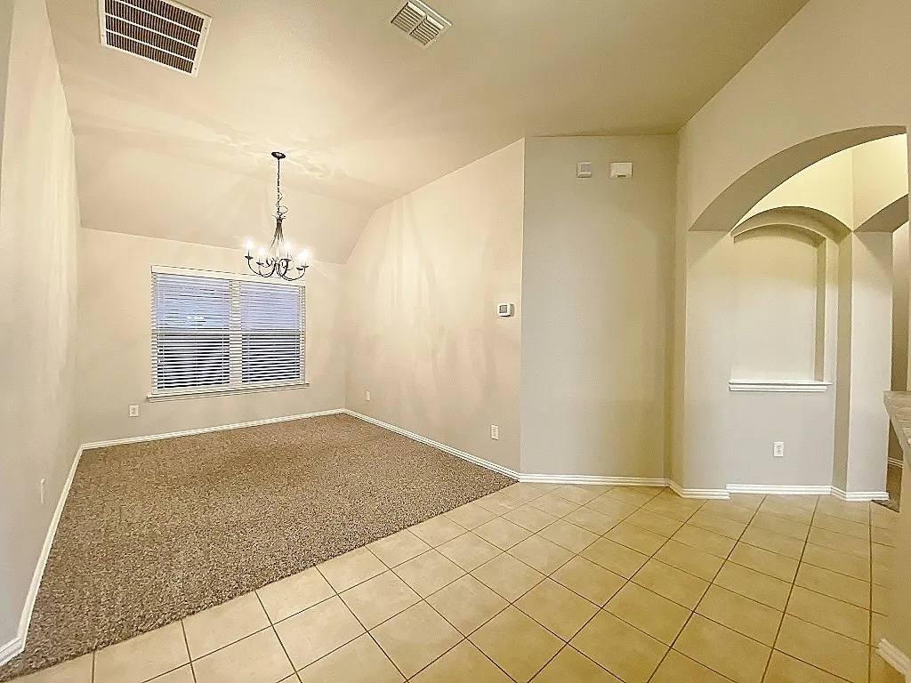 Single Family Residence For Rent in Denton County , 2400 Miranda Place, Denton, Texas 76210, 3 Bedroom, 2 Bathroom, 2 Garage spaces, 1,850 Sqft, built in 2008, mls#21402482, Real Estate Agent in Denton, Homes For Rent in Denton county, Homes For Rent in Denton, Realtor in Denton Texas, Real Estate Brokerage Independent Realty Texas, Luminita Cordes Realtor