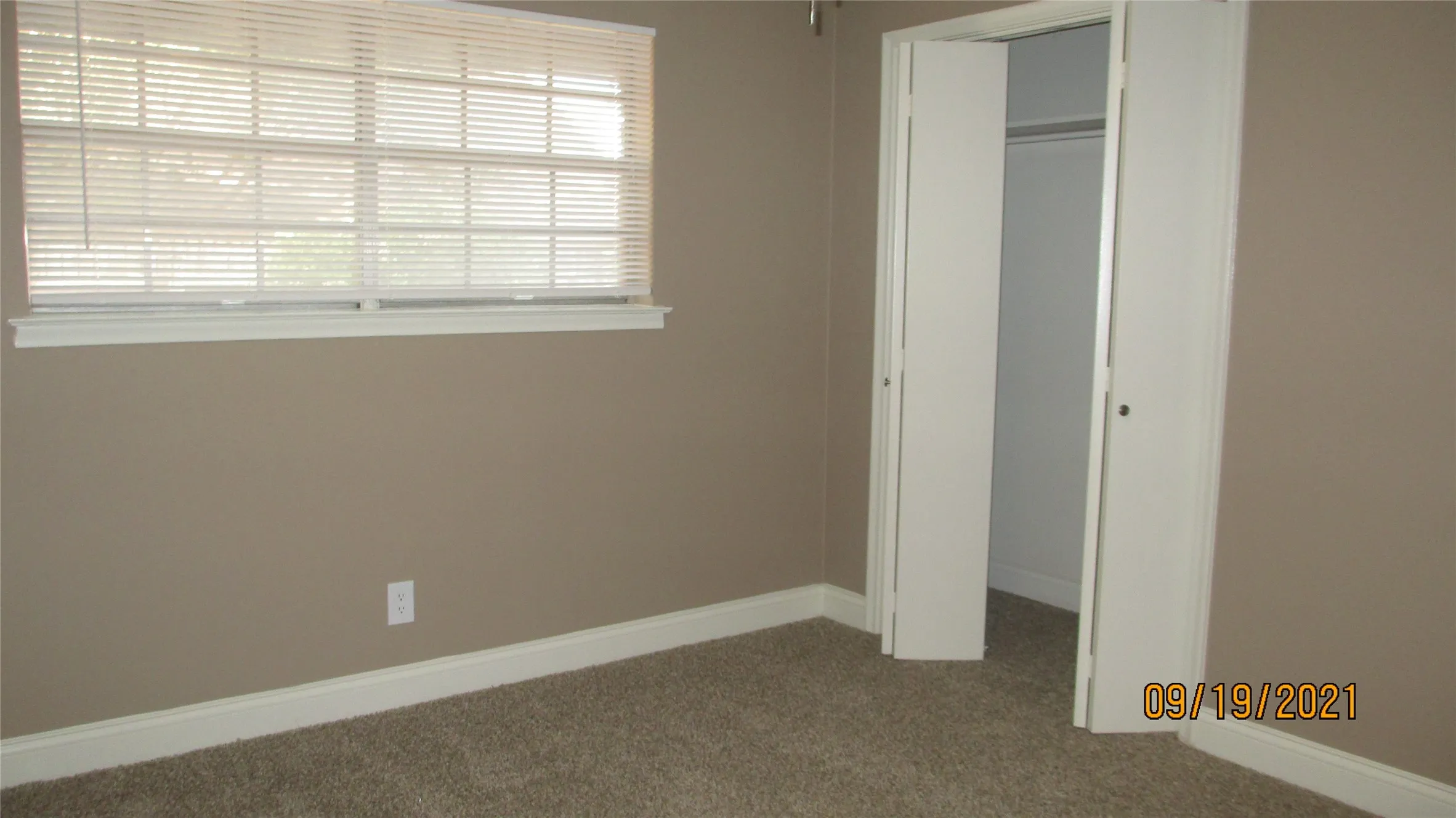 Secondary bedroom