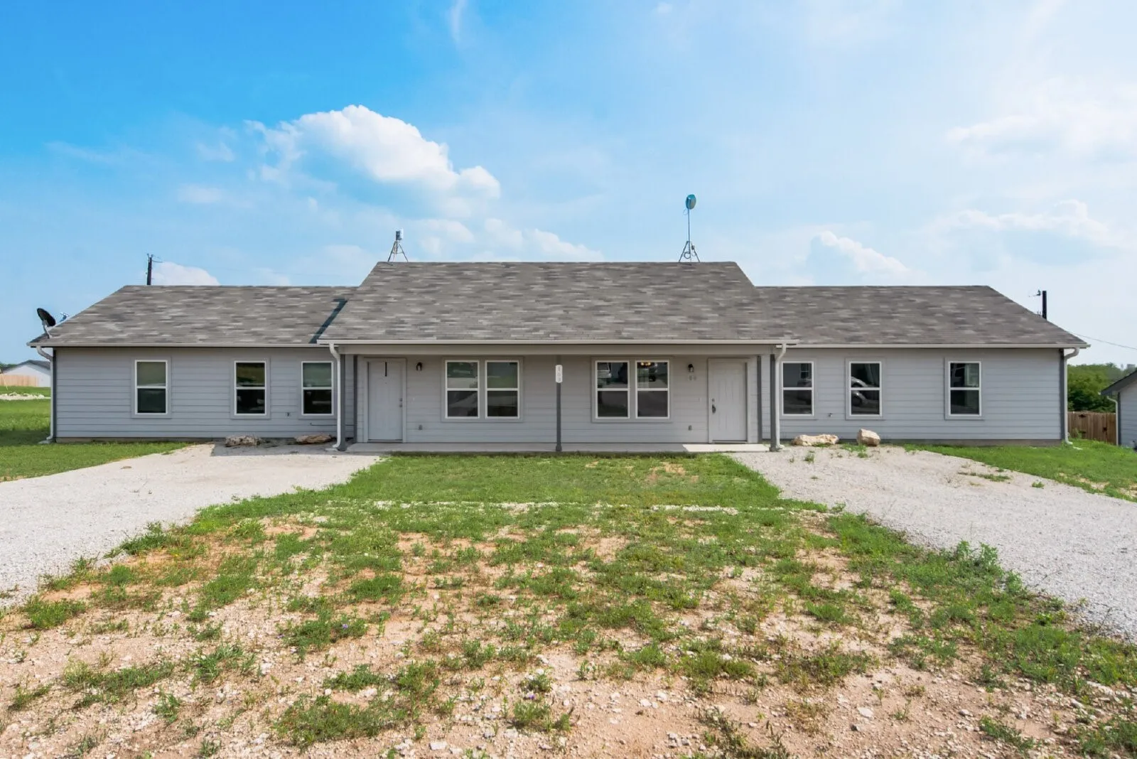 Duplex For Rent in Wise County , 108 James Court 100, Decatur, Texas 76234, 3 Bedroom, 2 Bathroom, Garage spaces, 1,112 Sqft, built in 2023, mls#21402483, Real Estate Agent in Decatur, Homes For Rent in Wise county, Homes For Rent in Decatur, Realtor in Decatur Texas, Real Estate Brokerage Independent Realty Texas, Luminita Cordes Realtor