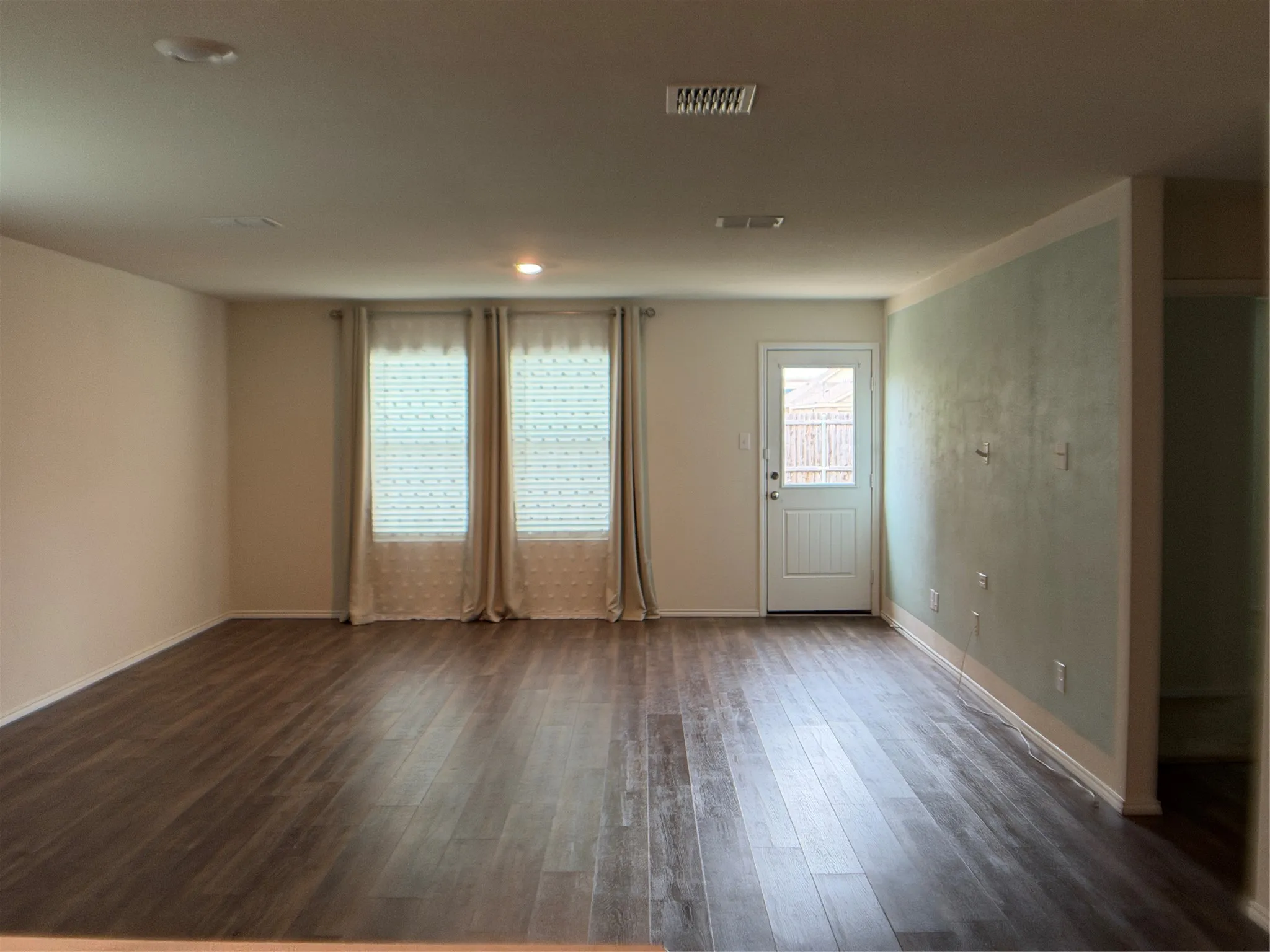 Single Family Residence For Rent in Collin County , 1602 Stonefield Drive, Anna, Texas 75409, 3 Bedroom, 2 Bathroom, 2 Garage spaces, 1,516 Sqft, built in 2020, mls#21402484, Real Estate Agent in Anna, Homes For Rent in Collin county, Homes For Rent in Anna, Realtor in Anna Texas, Real Estate Brokerage Independent Realty Texas, Luminita Cordes Realtor
