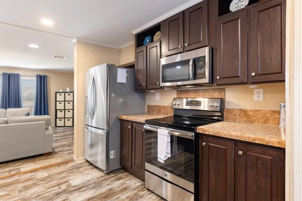 Mobile Home For Sale in Fannin County , 2418 FM 151, Whitewright, Texas 75491, 3 Bedroom, 2 Bathroom, 2 Garage spaces, 1,860 Sqft, built in 2017, mls#21401613, Real Estate Agent in Whitewright, Homes For Sale in Fannin county, Homes For Sale in Whitewright, Realtor in Whitewright Texas, Real Estate Brokerage Independent Realty Texas, Luminita Cordes Realtor