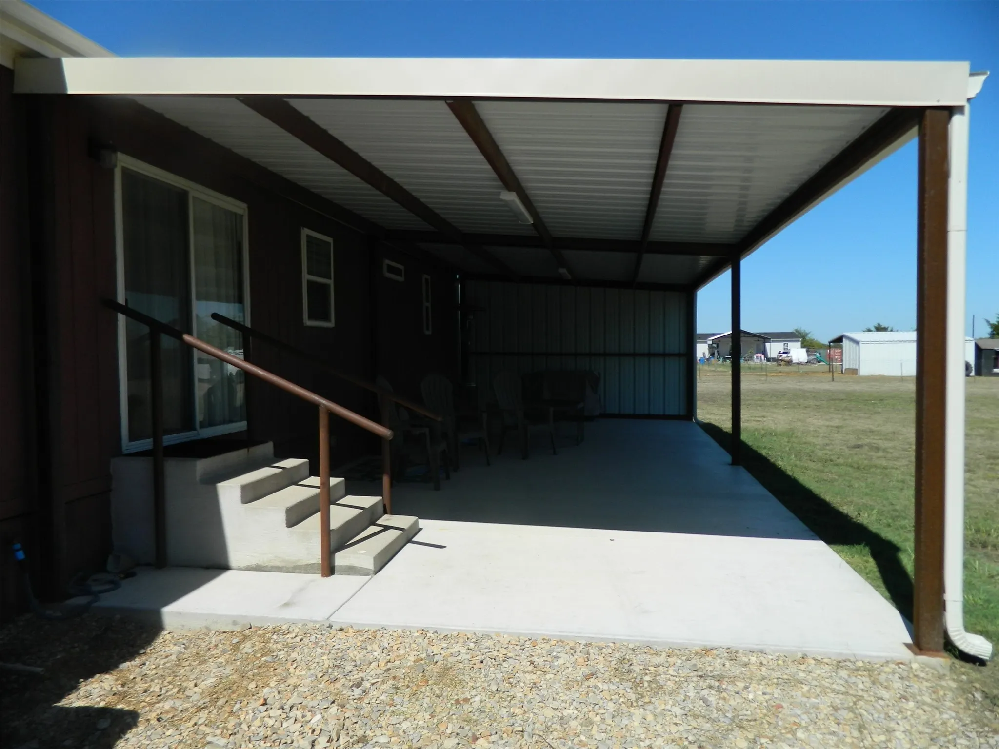 Mobile Home For Sale in Fannin County , 2418 FM 151, Whitewright, Texas 75491, 3 Bedroom, 2 Bathroom, 2 Garage spaces, 1,860 Sqft, built in 2017, mls#21401613, Real Estate Agent in Whitewright, Homes For Sale in Fannin county, Homes For Sale in Whitewright, Realtor in Whitewright Texas, Real Estate Brokerage Independent Realty Texas, Luminita Cordes Realtor