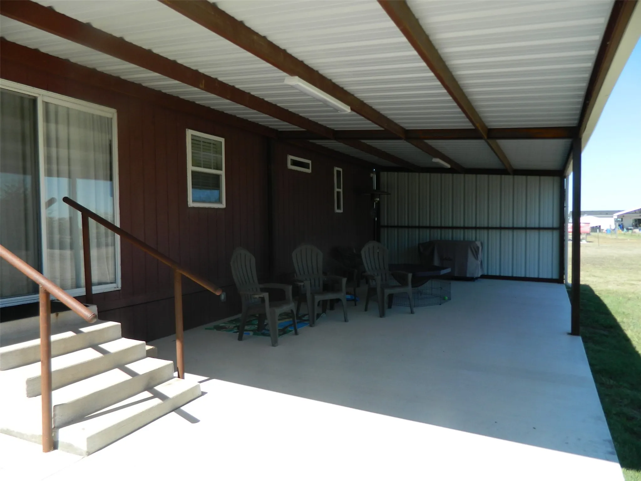 Mobile Home For Sale in Fannin County , 2418 FM 151, Whitewright, Texas 75491, 3 Bedroom, 2 Bathroom, 2 Garage spaces, 1,860 Sqft, built in 2017, mls#21401613, Real Estate Agent in Whitewright, Homes For Sale in Fannin county, Homes For Sale in Whitewright, Realtor in Whitewright Texas, Real Estate Brokerage Independent Realty Texas, Luminita Cordes Realtor